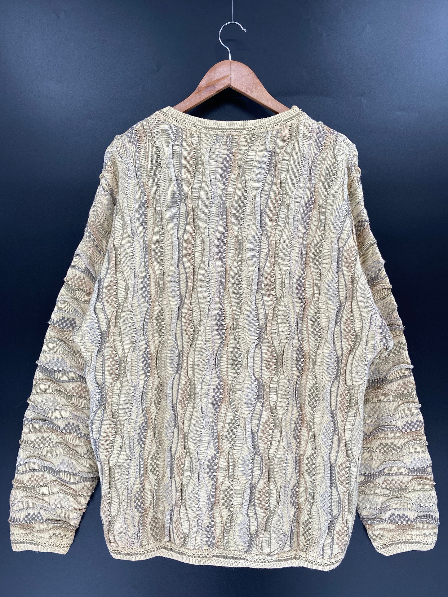 Vintage 3D COOGI- Style Size XL Knit Sweater / A2557