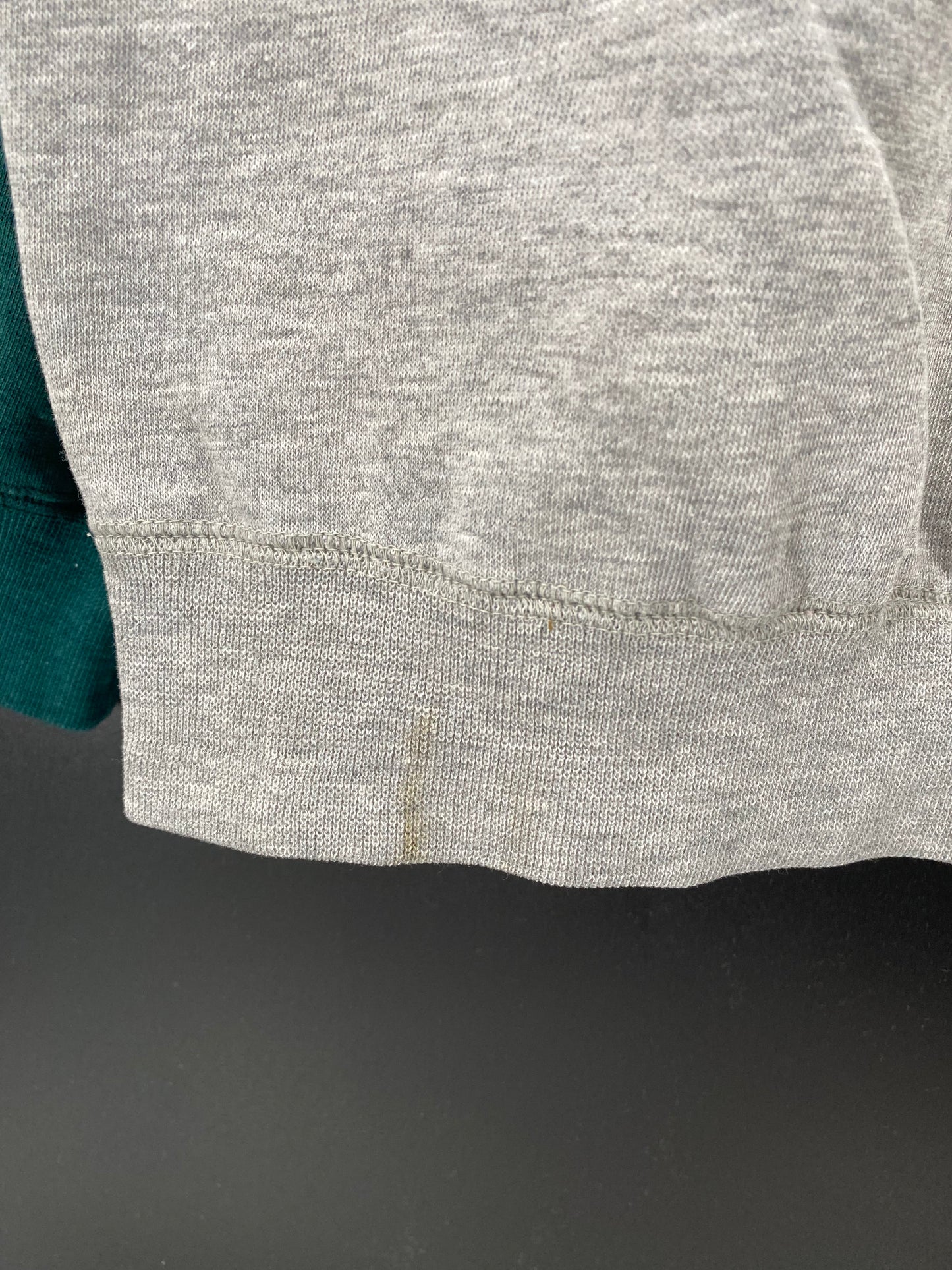 00’ DISNEY WINNIE THE POOH Size L Vintage Sweat-Shirt / K2950