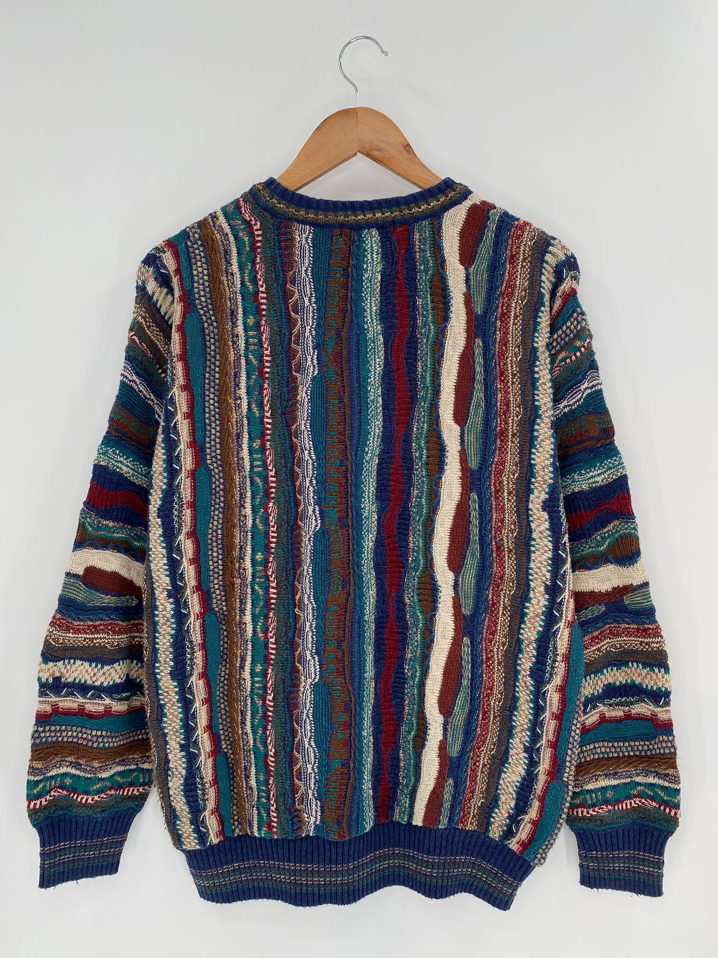 Vintage 3D Coogi-Style Size M Knit Sweater / 9501