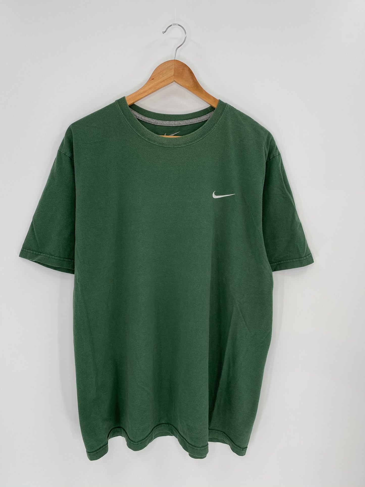 NIKE Mini Swoosh Size XXL Vintage T-shirt / 9140