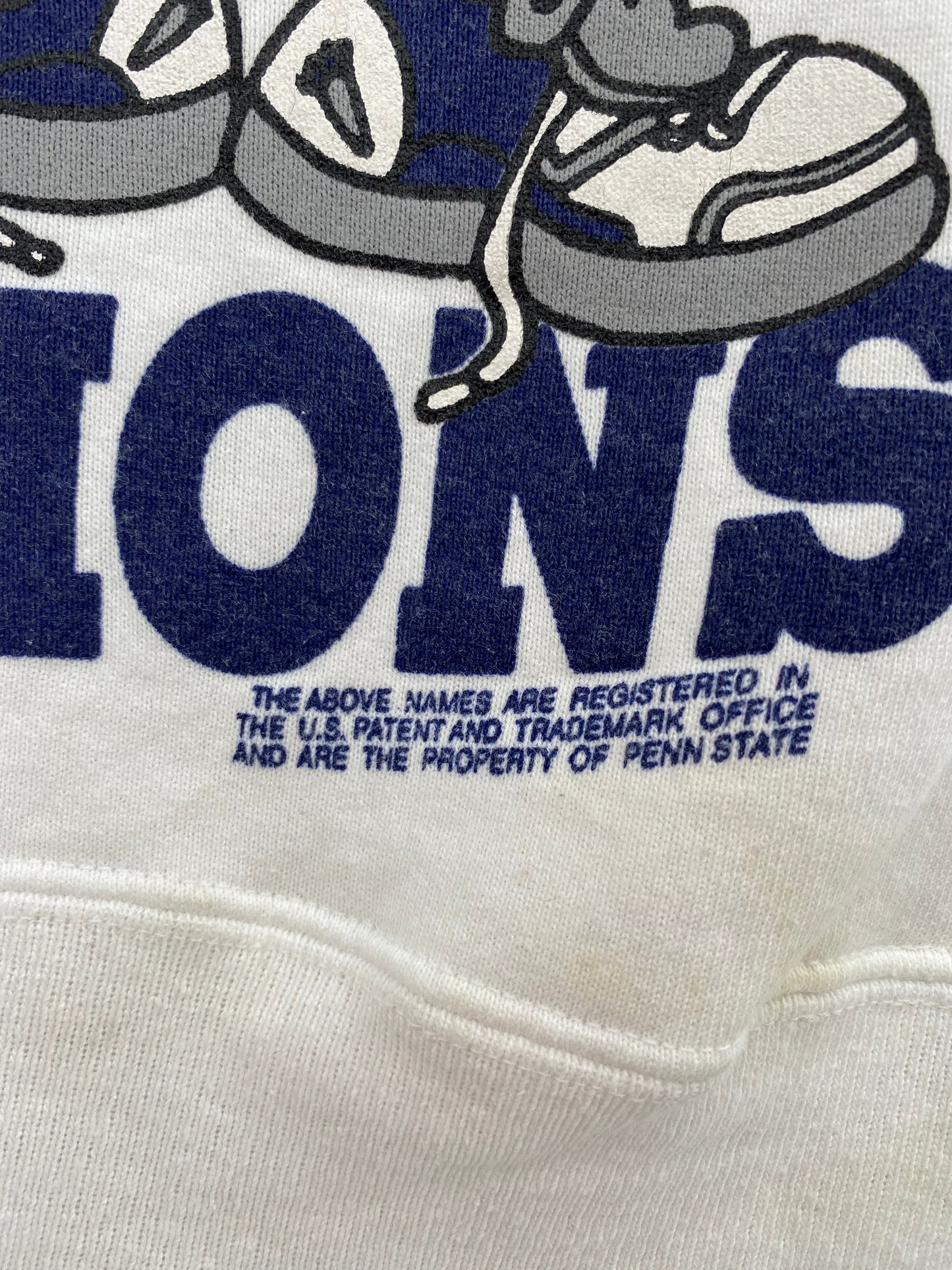 1993 PENN STATE x LOONEY TUNES TAZ BUGS BUNNY Made in USA Size L Vintage College Sweat-shirt / E4741S
