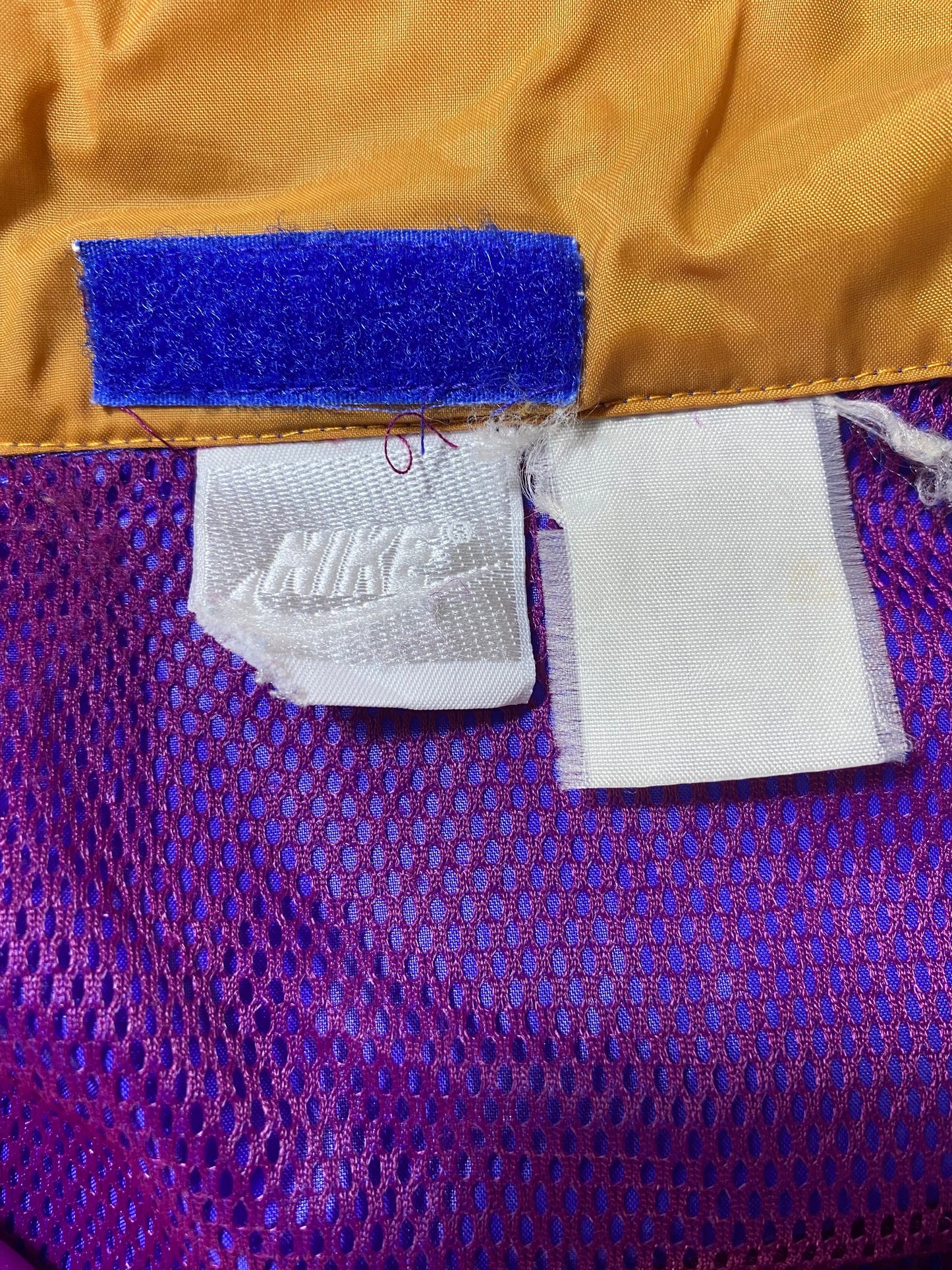 90’s NIKE Size Ladies(Approx. L) Vintage Nylon Jacket / E3545N