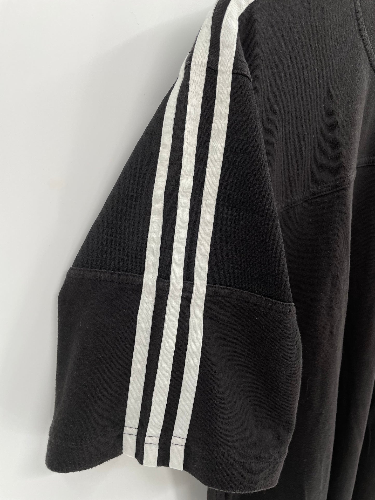 90’s ADIDAS Size L Vintage T-Shirt / K1891