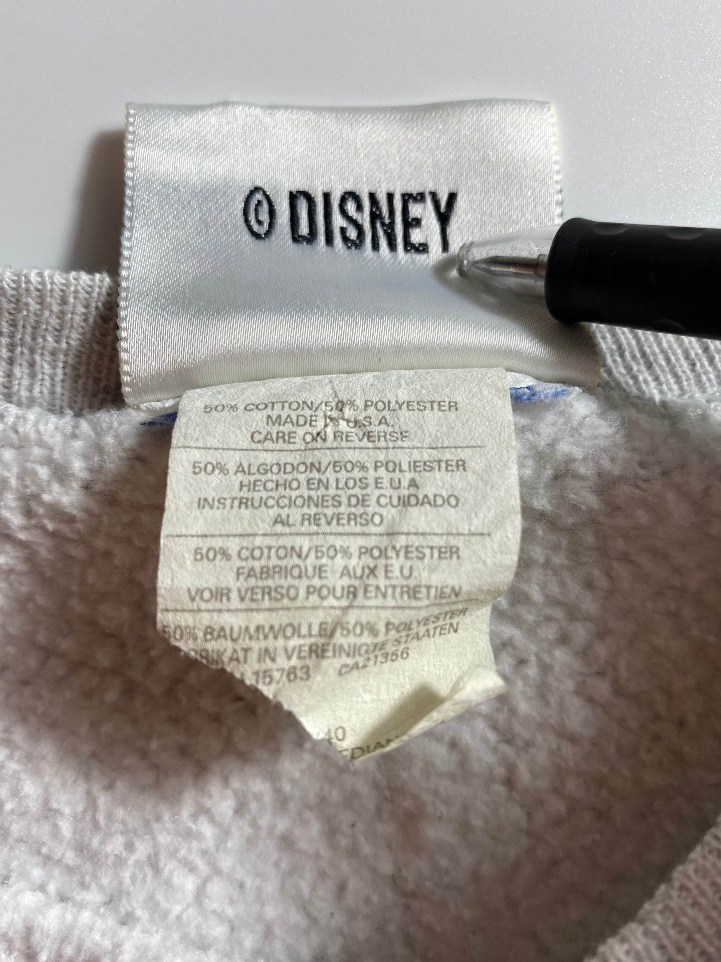 00’ Disney Tigger Made in USA Size L Vintage Sweat-shirt / 7493