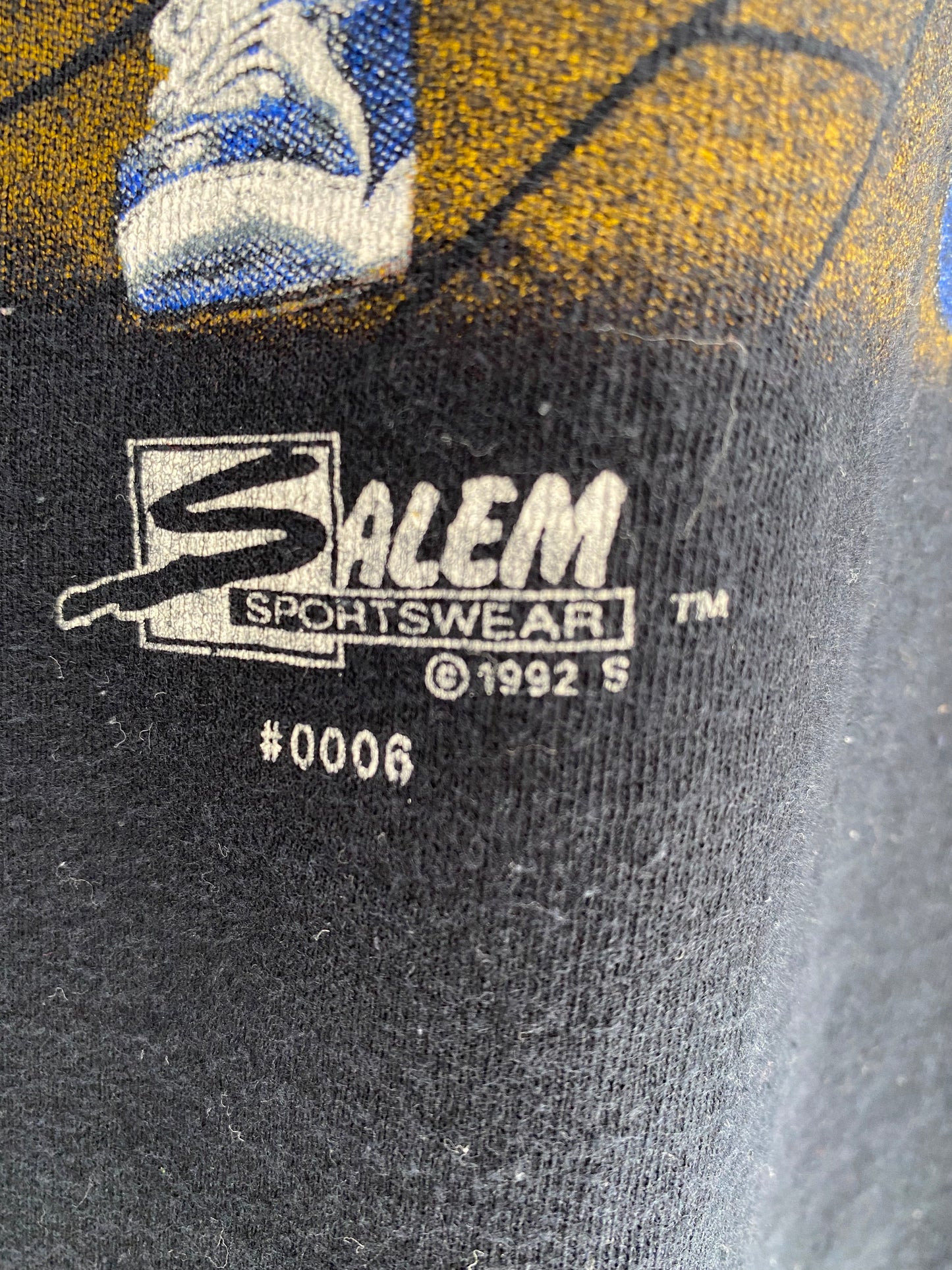 1992 BOSTON CELTICS x LOSANGELES LAKERS Made in USA Size XL Vintage NBA T-shirt /  9538