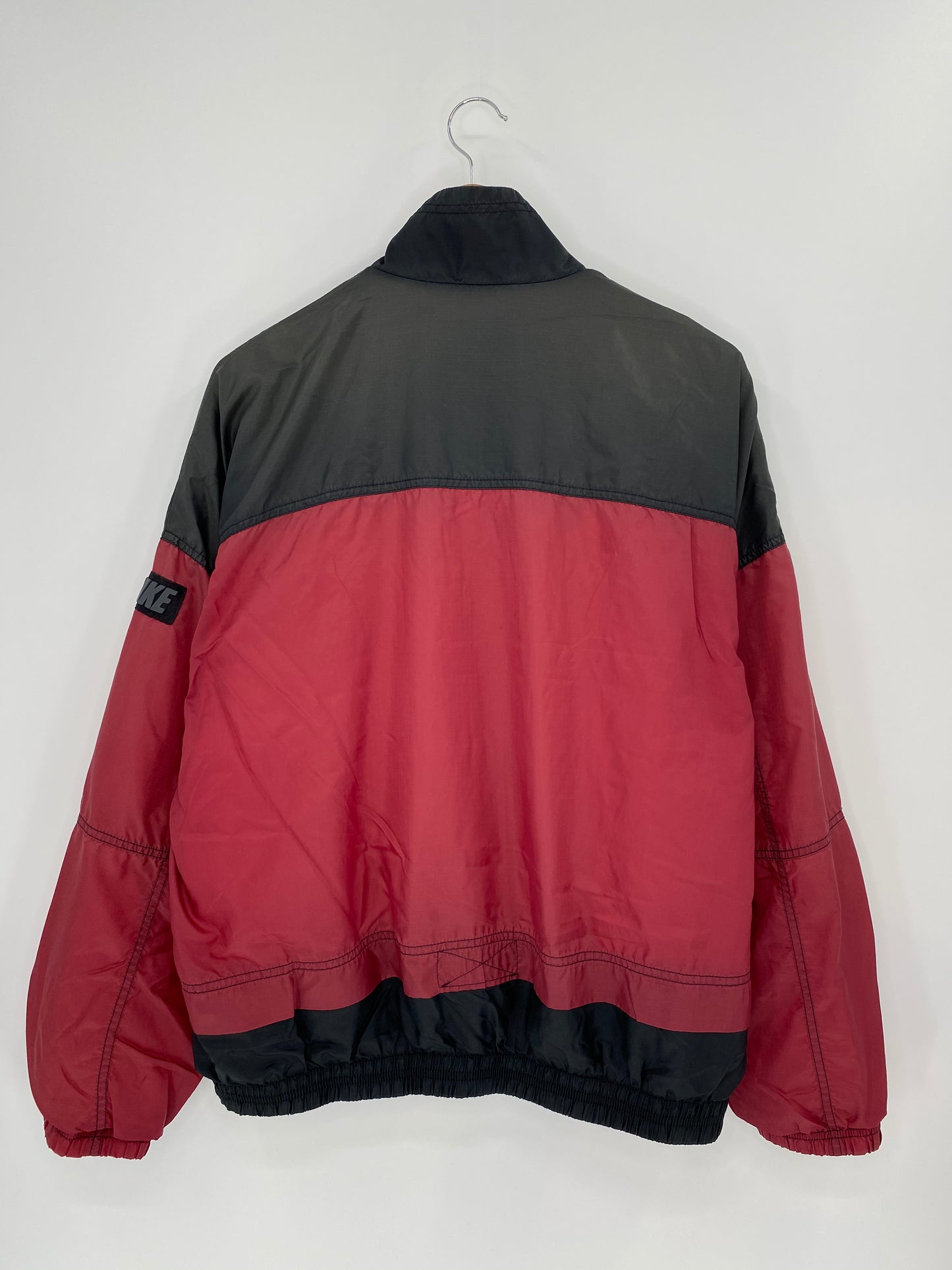 90’s NIKE Size M Vintage Nylon Jacket / 9099