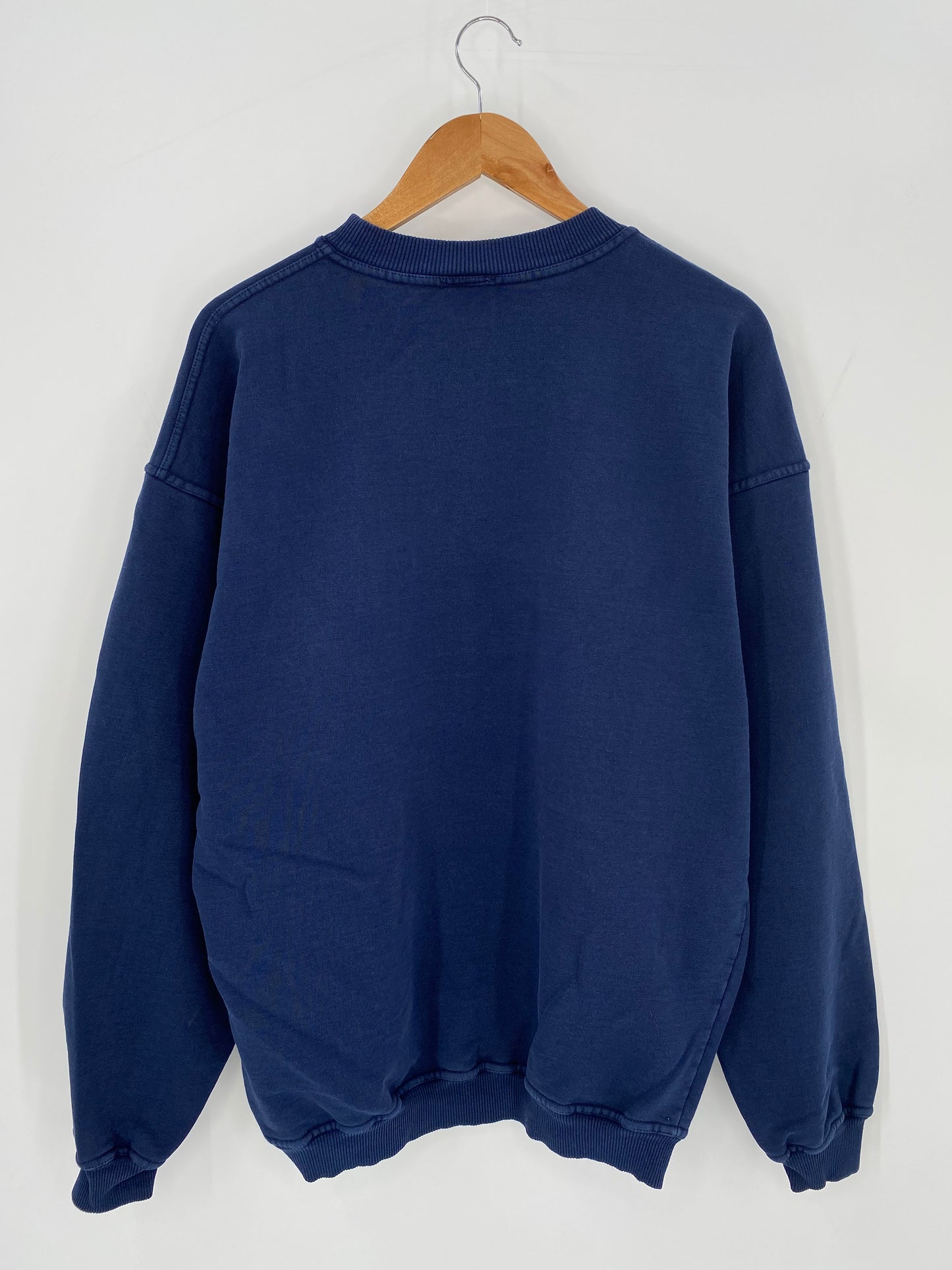 00’ DISNEY POOH HUNDRED-ACRE WOOD Size XL Vintage Sweat-shirt / 9423