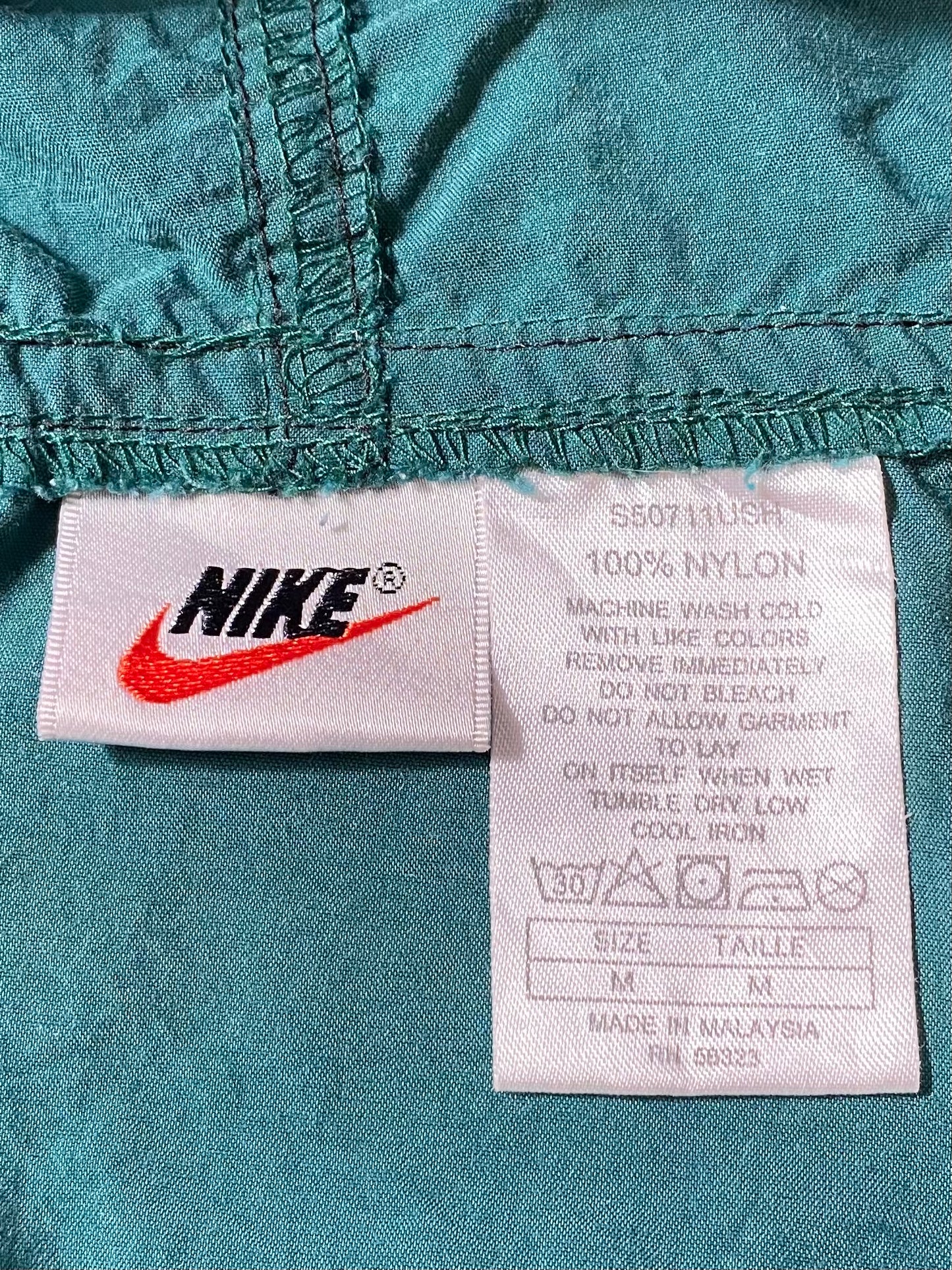 90’s NIKE Size M Vintage Hoodie Nylon Jacket / 8813
