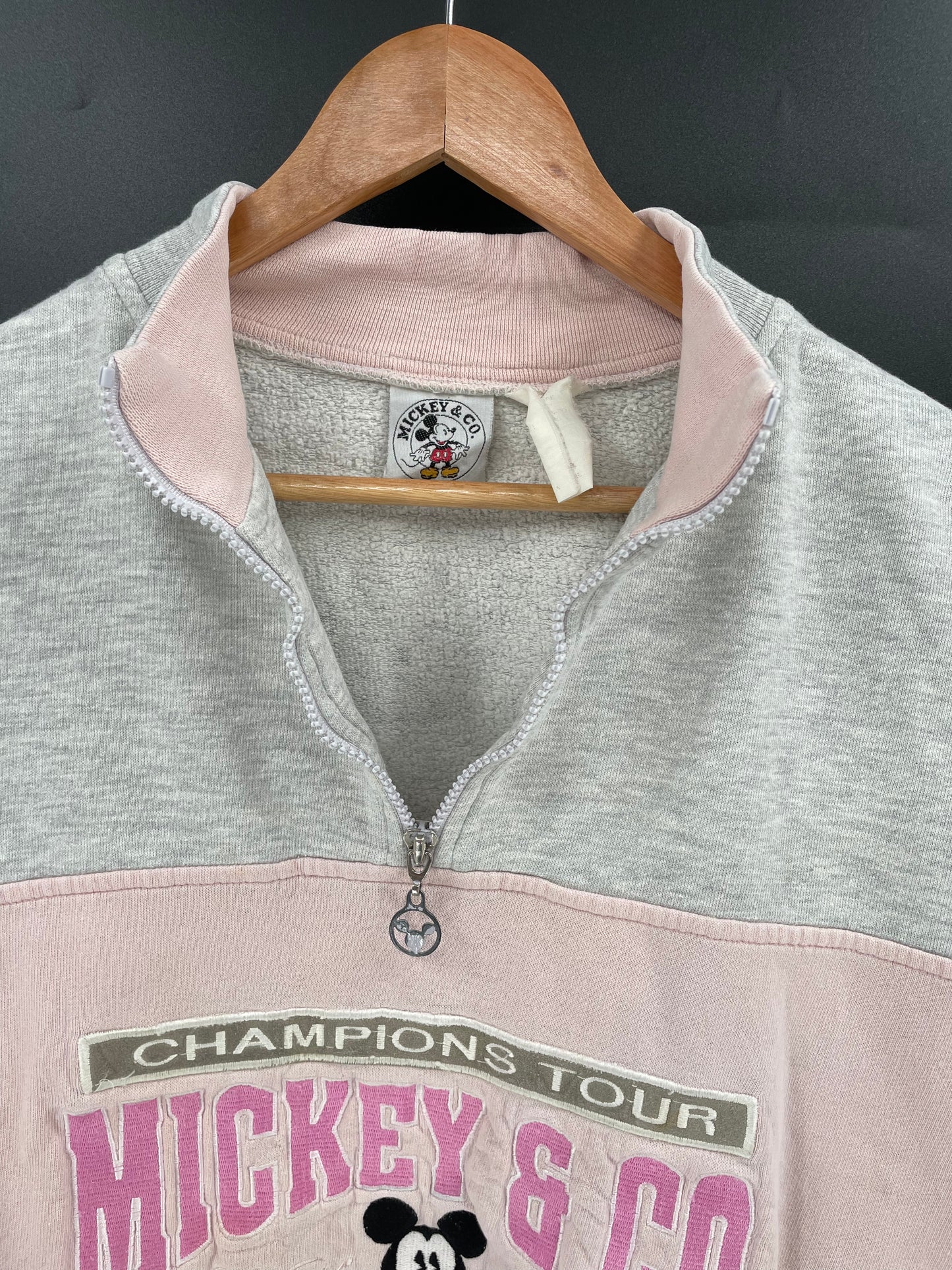 90’s DISNEY MICKEY CHAMPIONS TOUR Size L Vintage Half-zip Sweat-Shirt / K1364