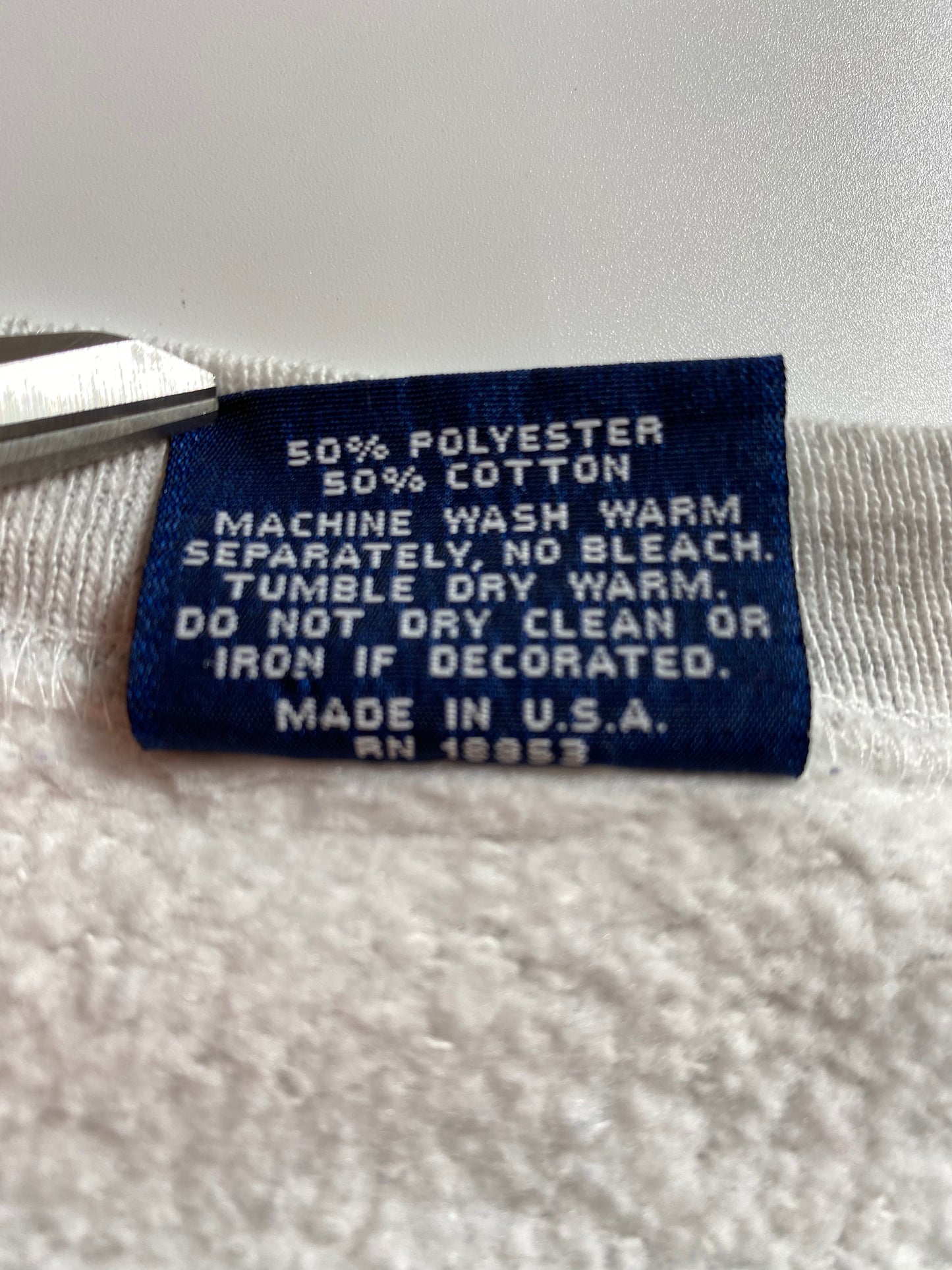 1999 Looney Tunes Georgetown Hoyas football Made in USA Size XL Vintage Sweat-shirt / 7591