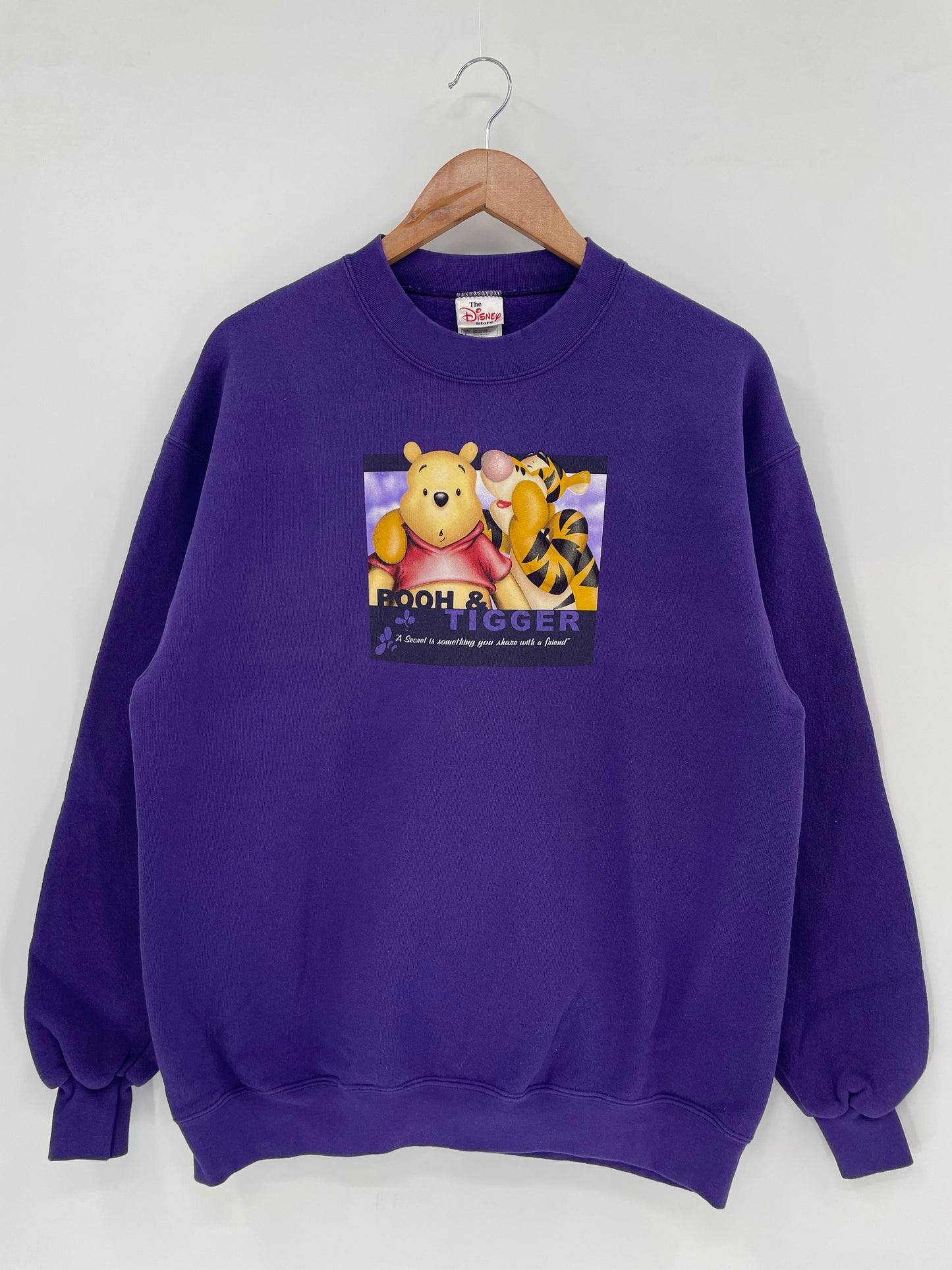 00’ DISNEY POOH Made in USA Size L Vintage Sweat-shirt / K1718