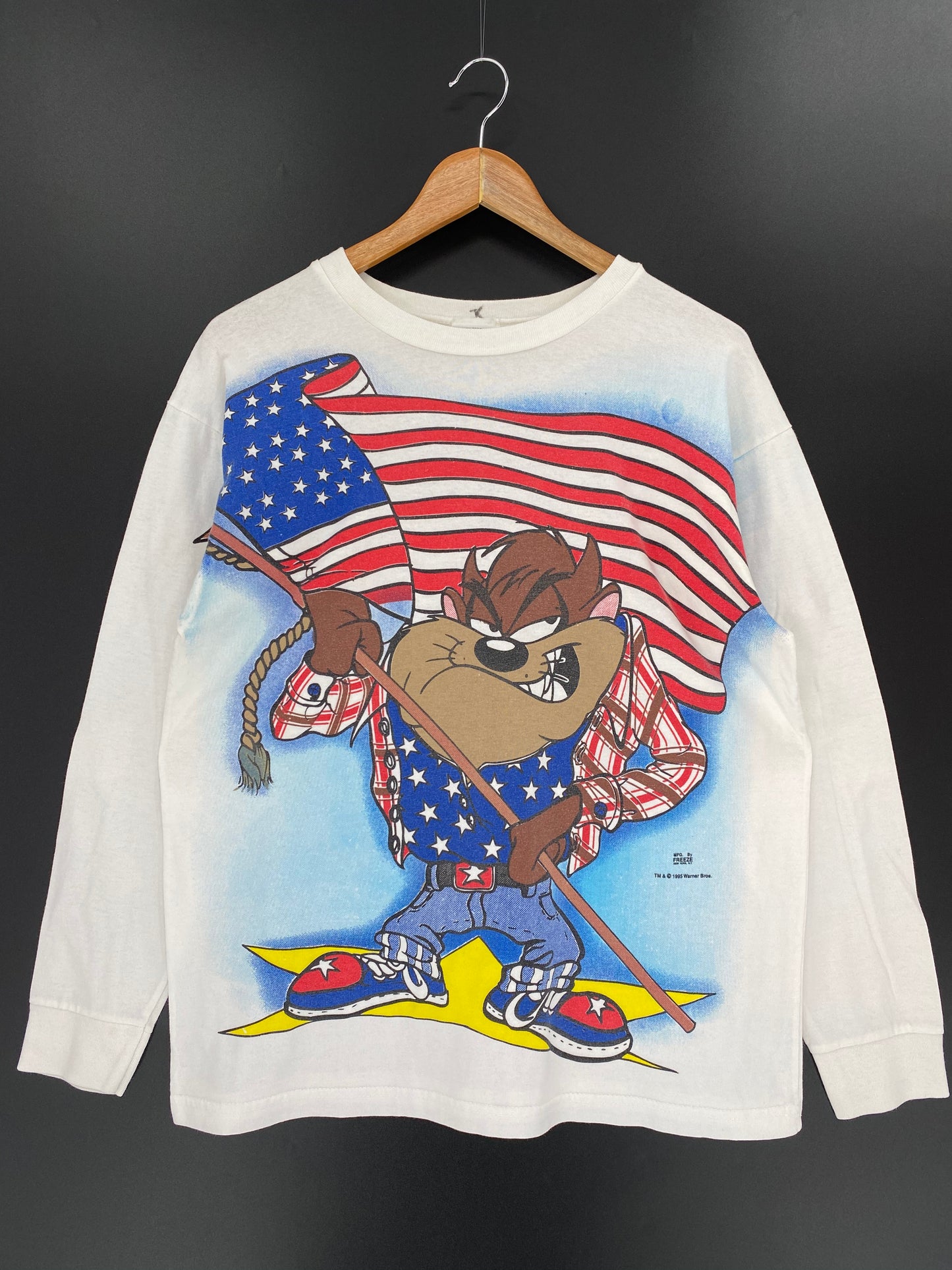 1995 LOONEY TUNES TAZ Made in USA Size M Vintage Long Sleeve T-Shirt / 8921