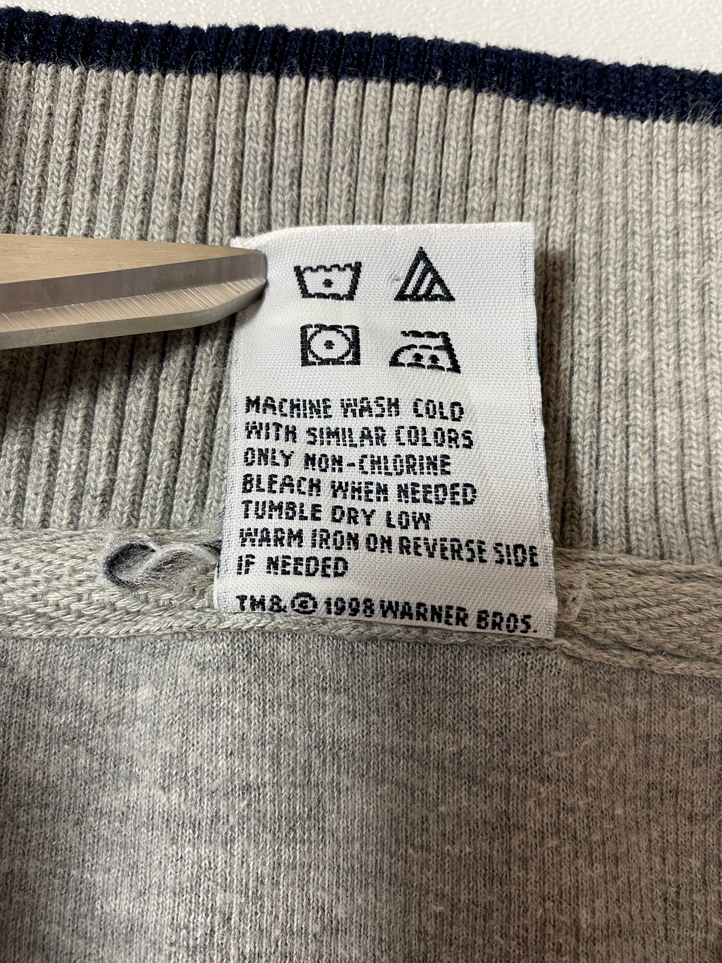 1998 LOONEY TUNES Size XXL Vintage Half-zip Sweat-shirt / 9651