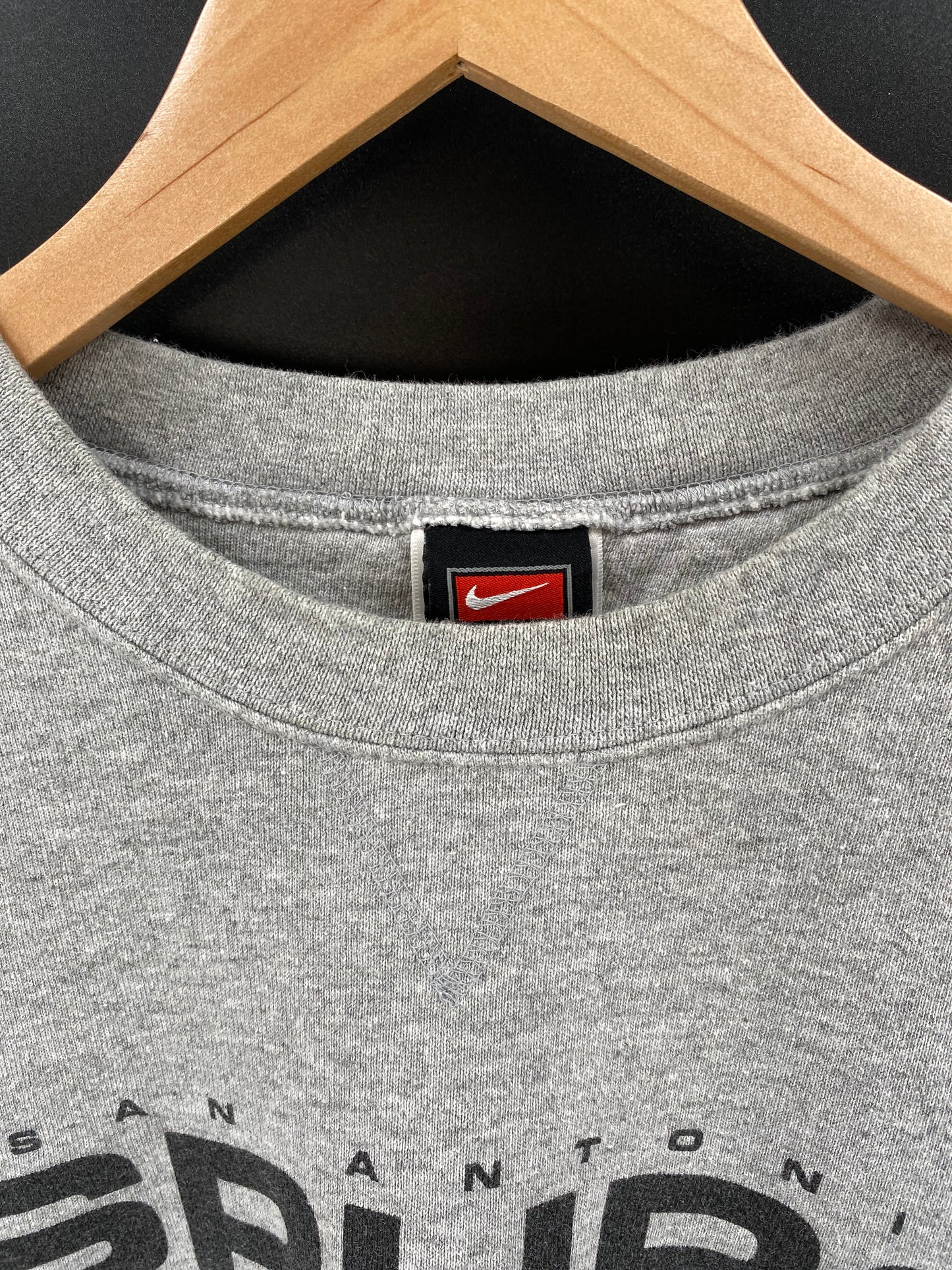 00’ NIKE BASKETBALL SPURS Size XL Vintage Sweat-Shirts / K3004