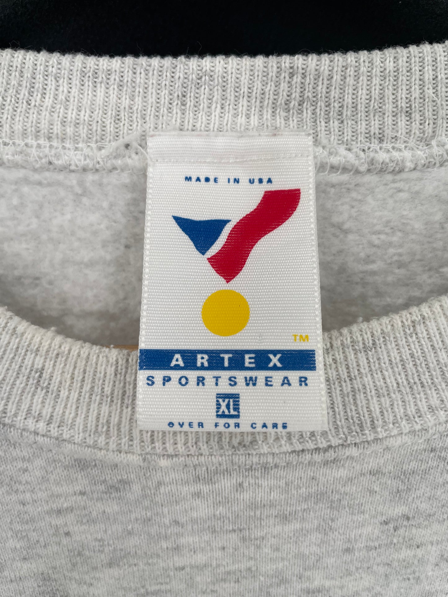 1992 LOONEY TUNES TAZ REDSKINS Made in USA Size XL Vintage NFL Sweat-shirt / K102