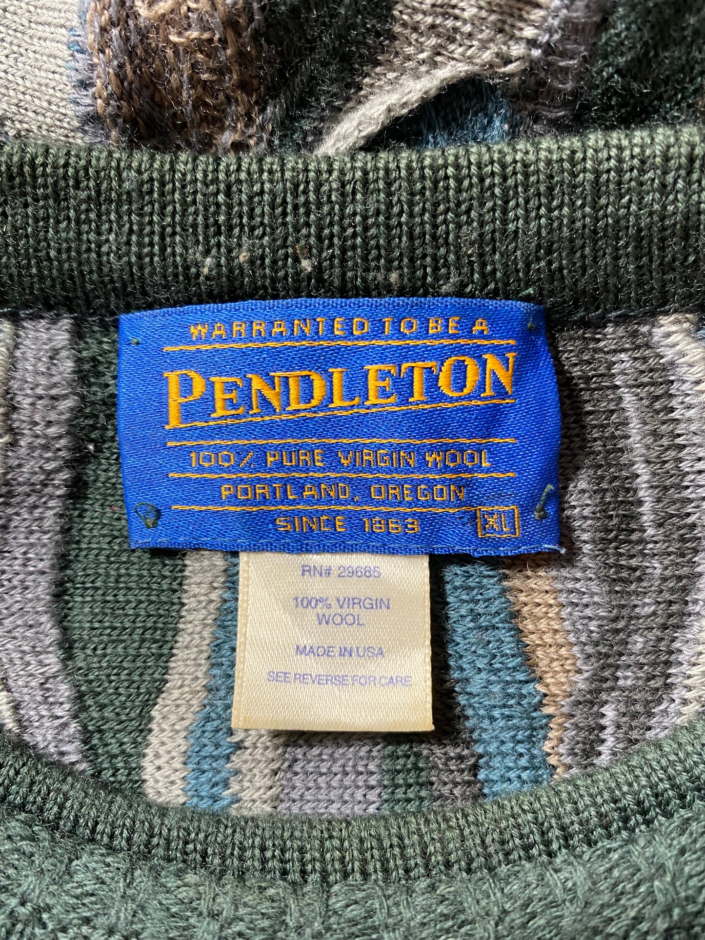 Vintage 3D COOGI- Style Size XL Knit Sweater / K1293