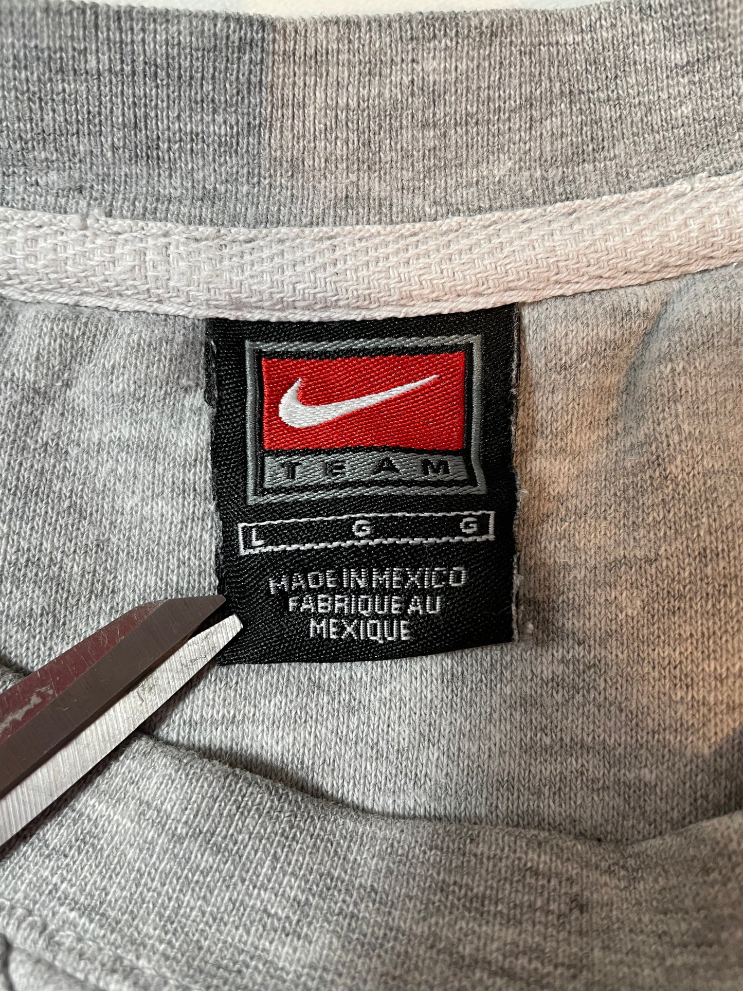 00’ NIKE CONCORDIA 19 BASEBALL Size L Vintage Sweat-Shirt / K687