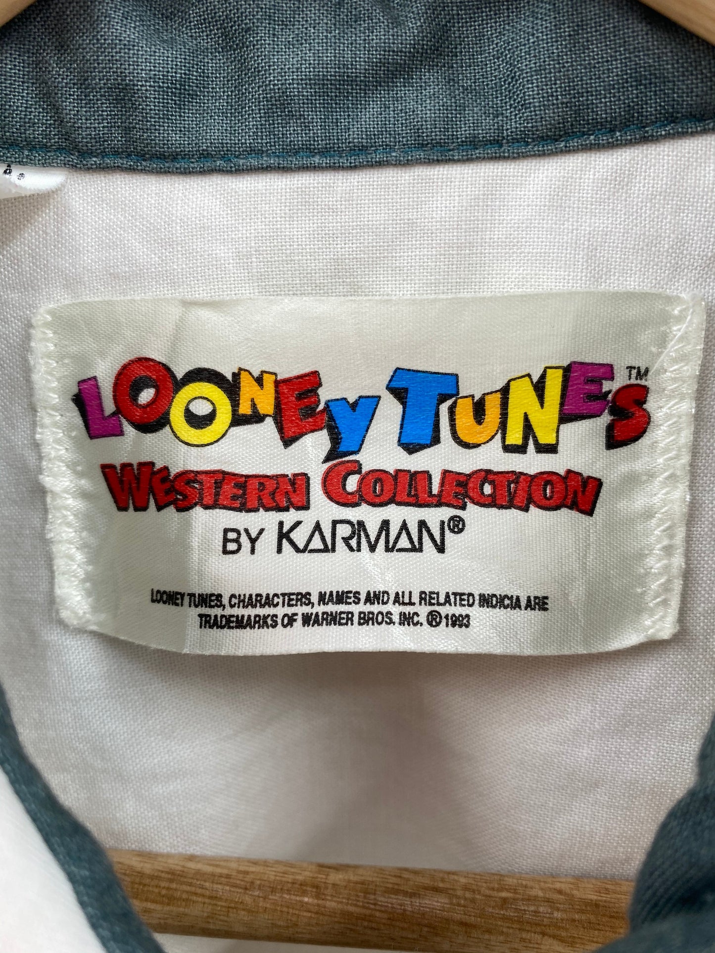 1994 LOONEY TUNES Made in USA Size XL Vintage Button Down Long Sleeve Shirt / E158