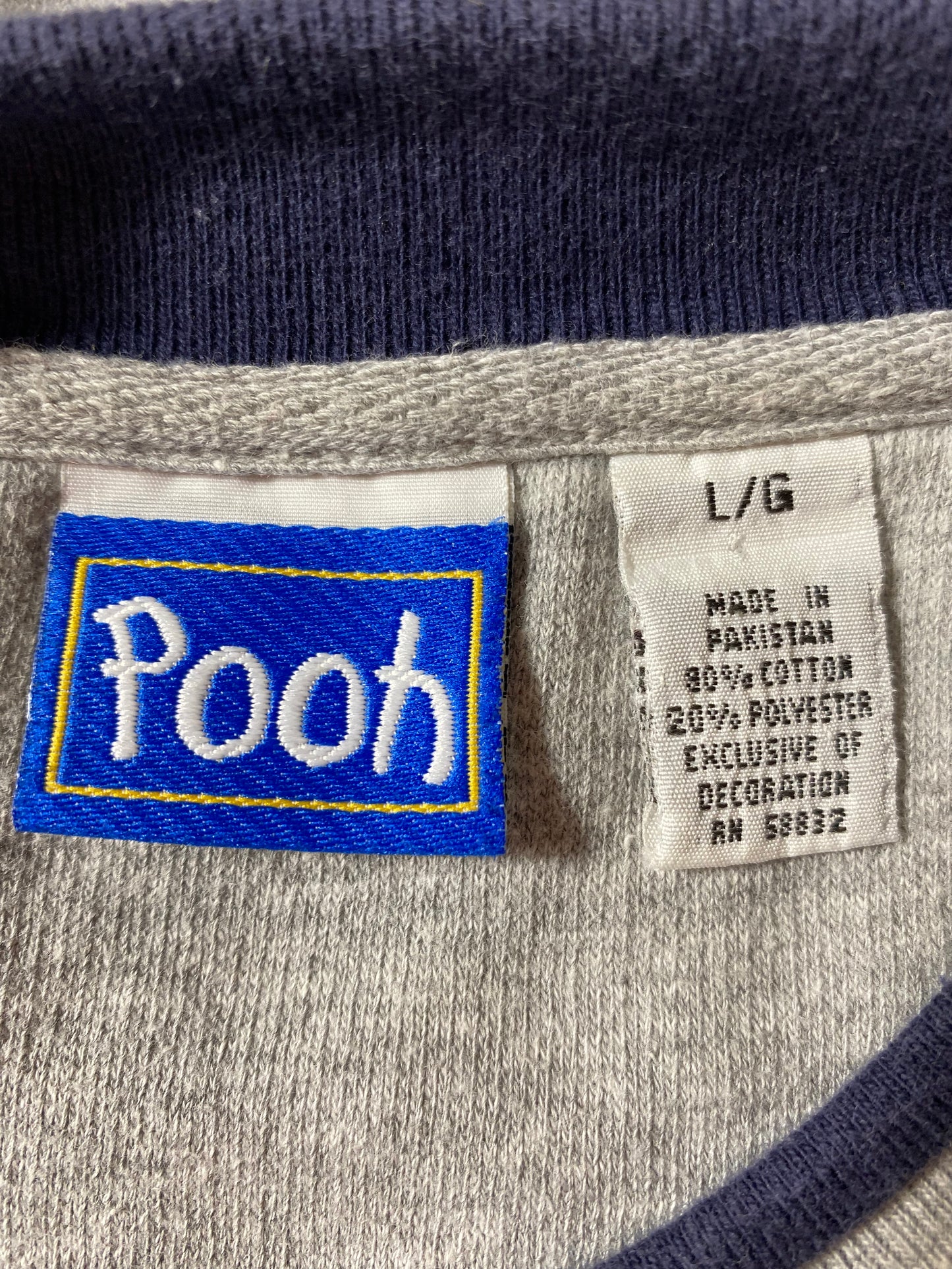 00’ DISNEY WINNIE THE POOH Size L Vintage Sweat-shirt / K2834