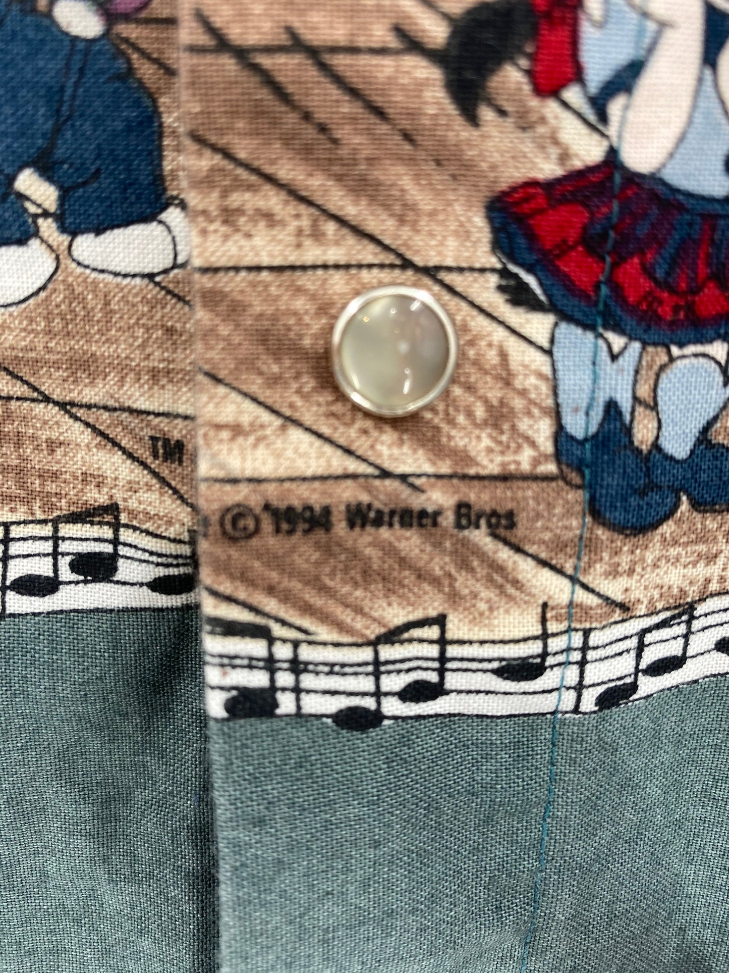 1994 LOONEY TUNES Made in USA Size XL Vintage Button Down Long Sleeve Shirt / E158