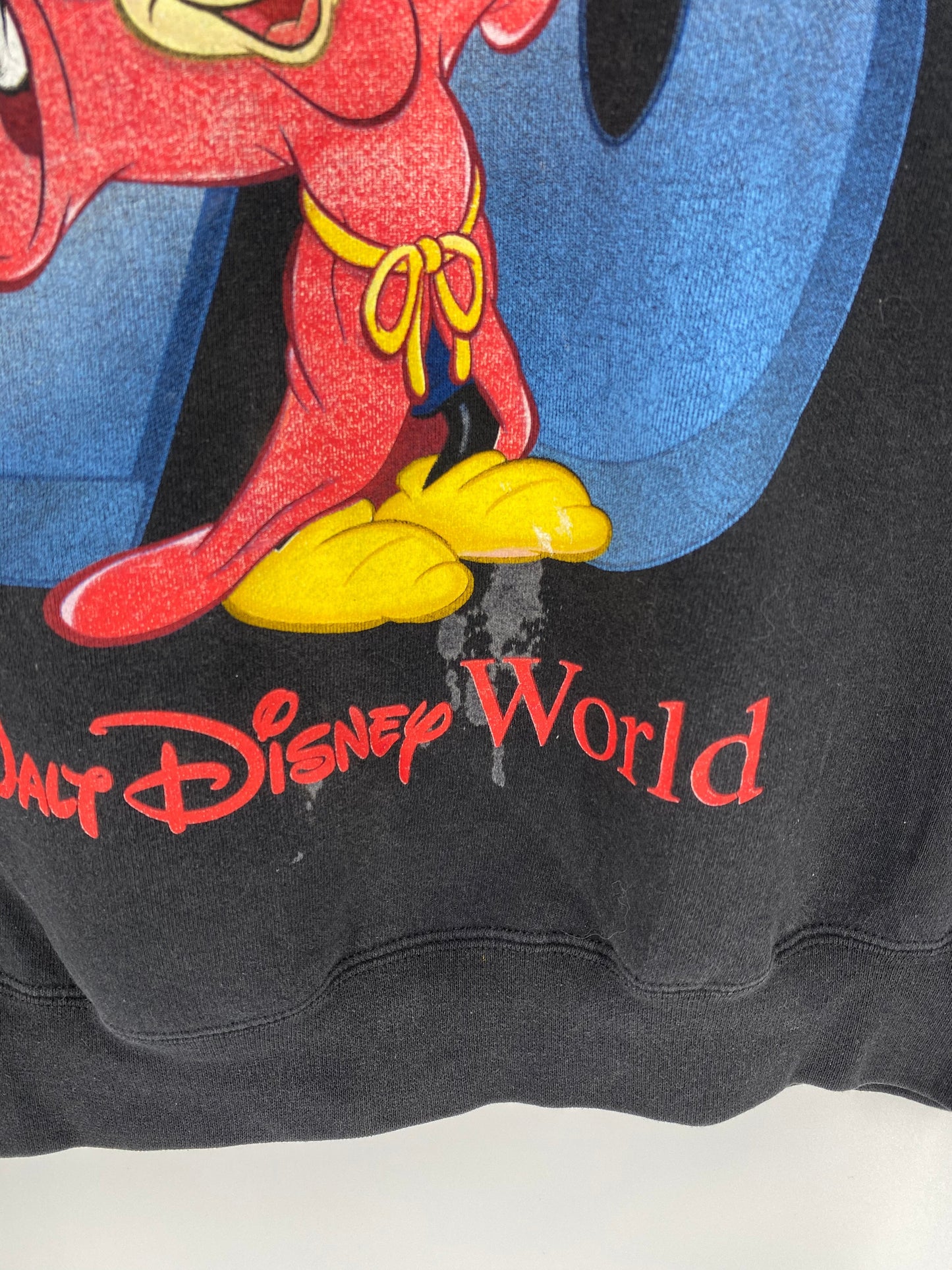 .90’s WALT DISNEY WORLD Made in USA Size M Vintage Sweat-shirt / A7110