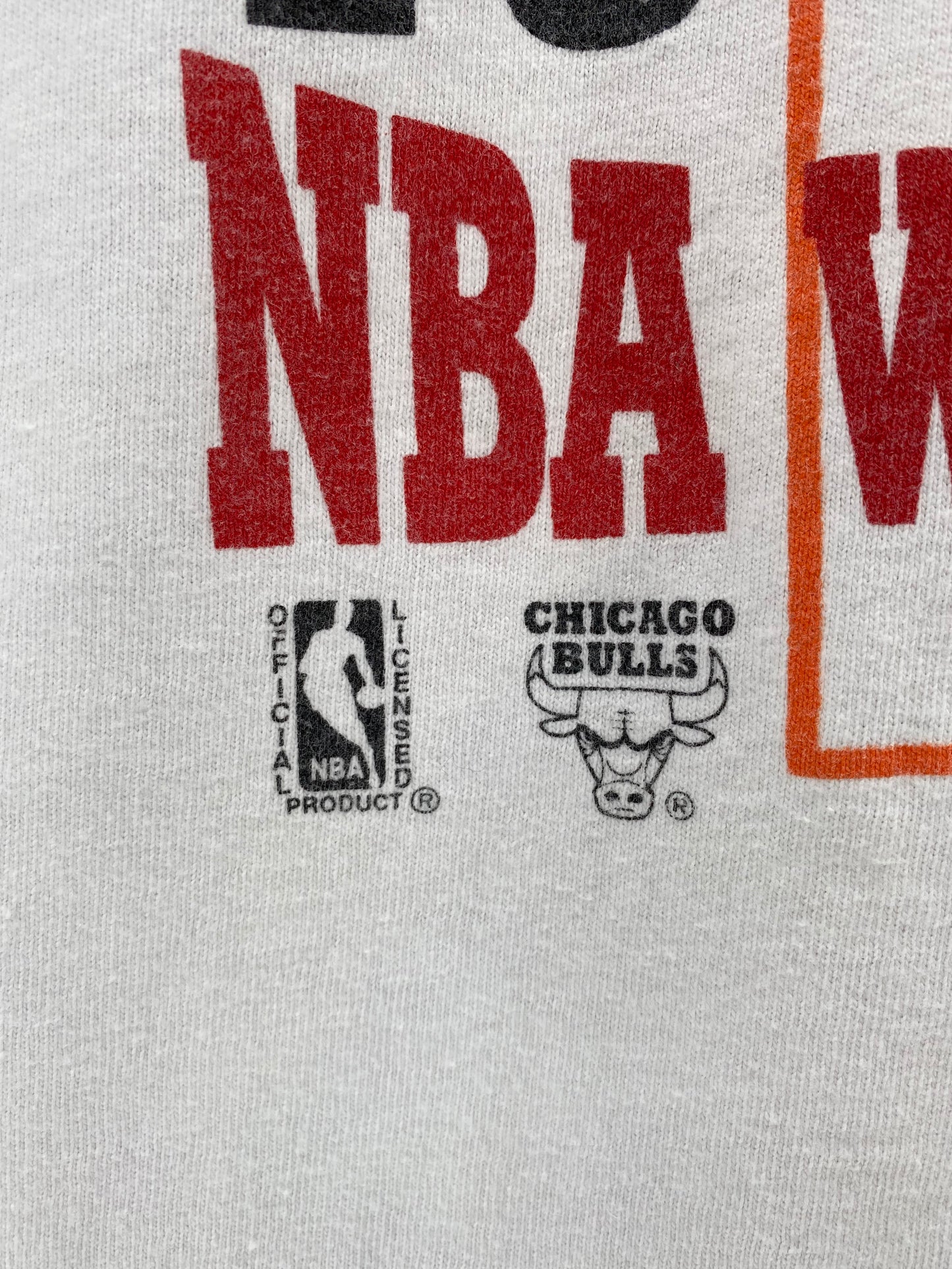 1991-1993 CHAMPIONS CHICAGO BULLS 3-PEAT x SNOOPY Made in USA Size L Vintage NBA T-shirt / 9386