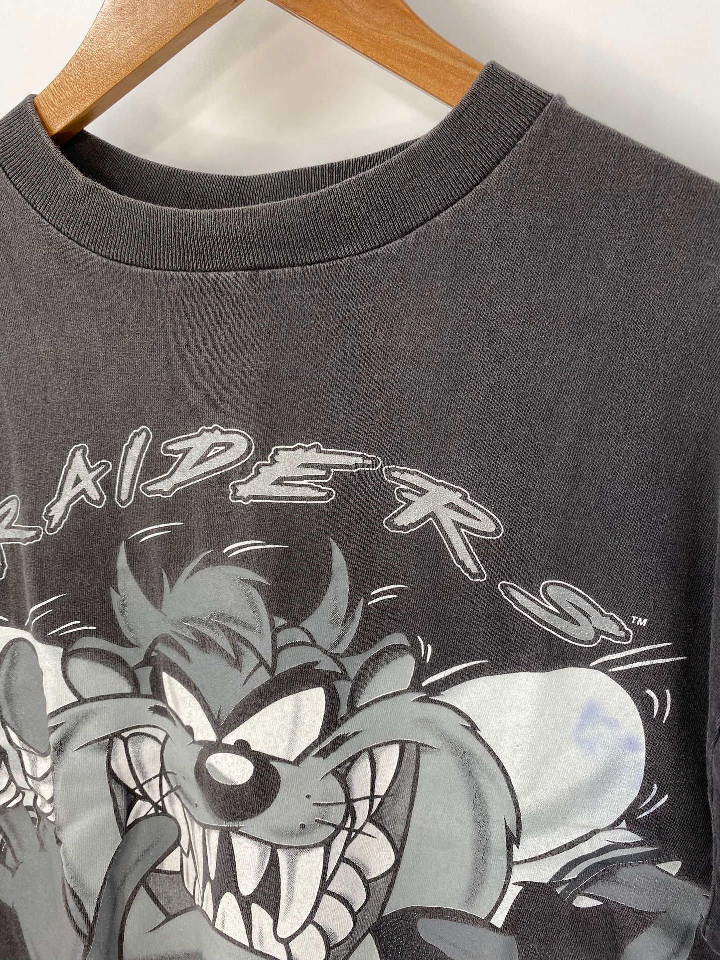 1994' LOONEY TUNES TAZ x RAIDERS Made in USA Size XL Vintage T-Shirts / K3599