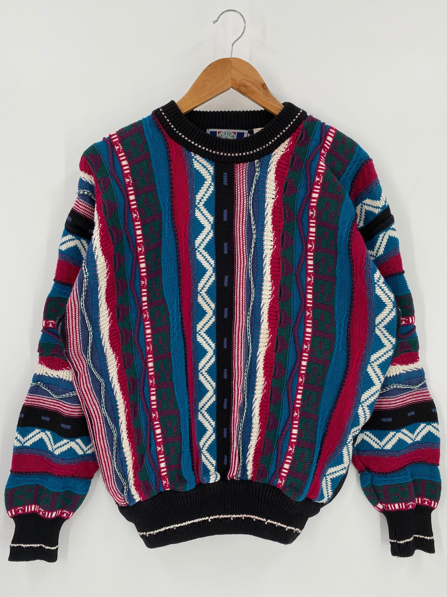 Vintage 3D Coogi-Style Size M Knit Sweater / 9778