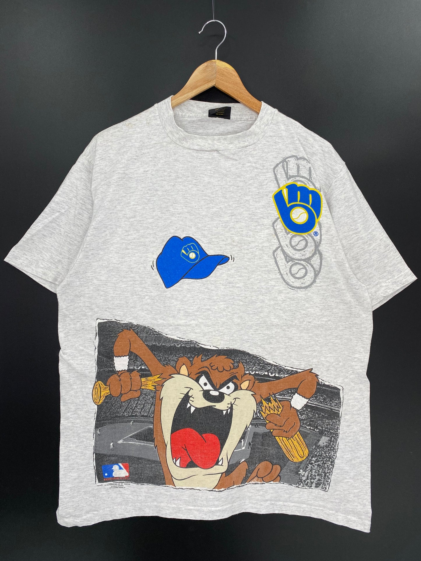 1991 LOONEY TUNES TAZ x MLB Made in USA Size XL Vintage T-shirt  / 8319