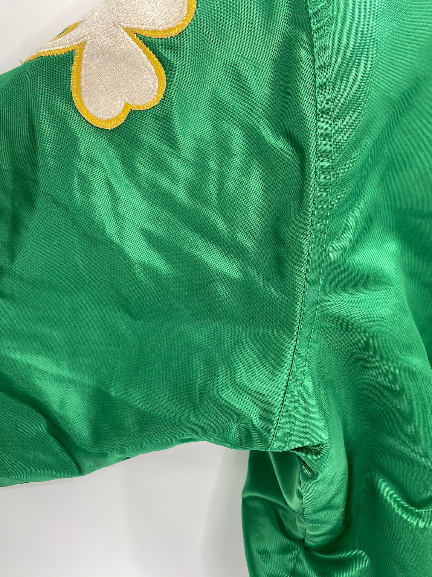 90's CELTICS Size XL Padded Vintage NBA Nylon Jacket / 8545