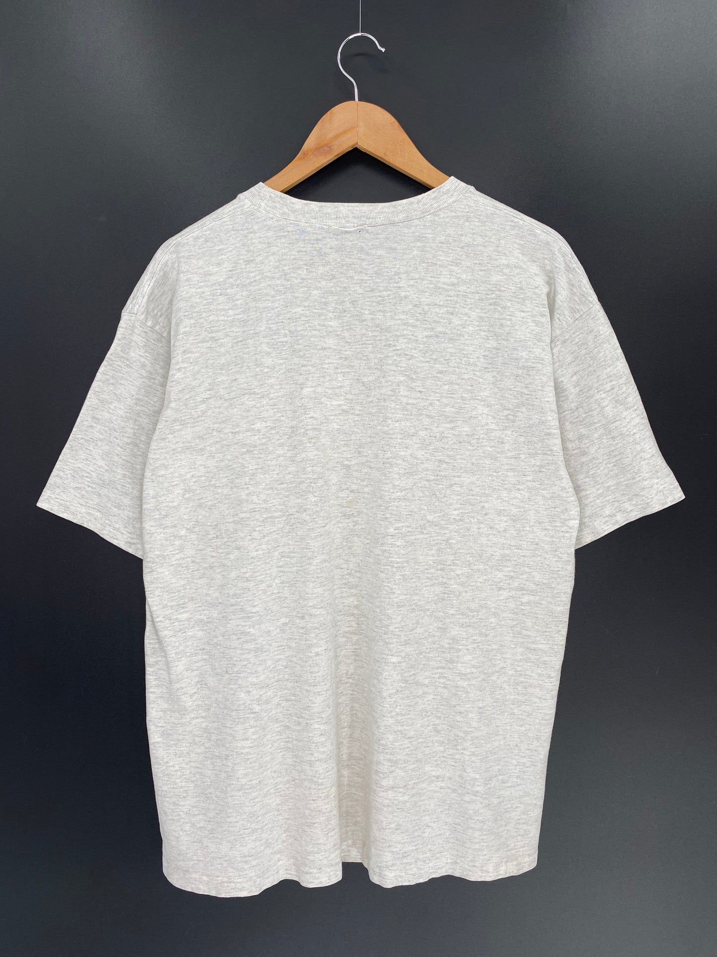 1994 TAZ x KNICKS WARNER BROS. LOONEY TUNES Size No Tag (Approx. XXL) Vintage NBA Sweat-shirt / 8068