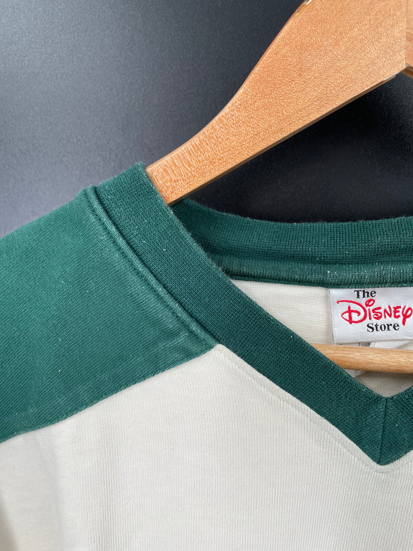 00' DISNEY WINNIE THE POOH Size XL Vintage Hockey T-shirt / A4769