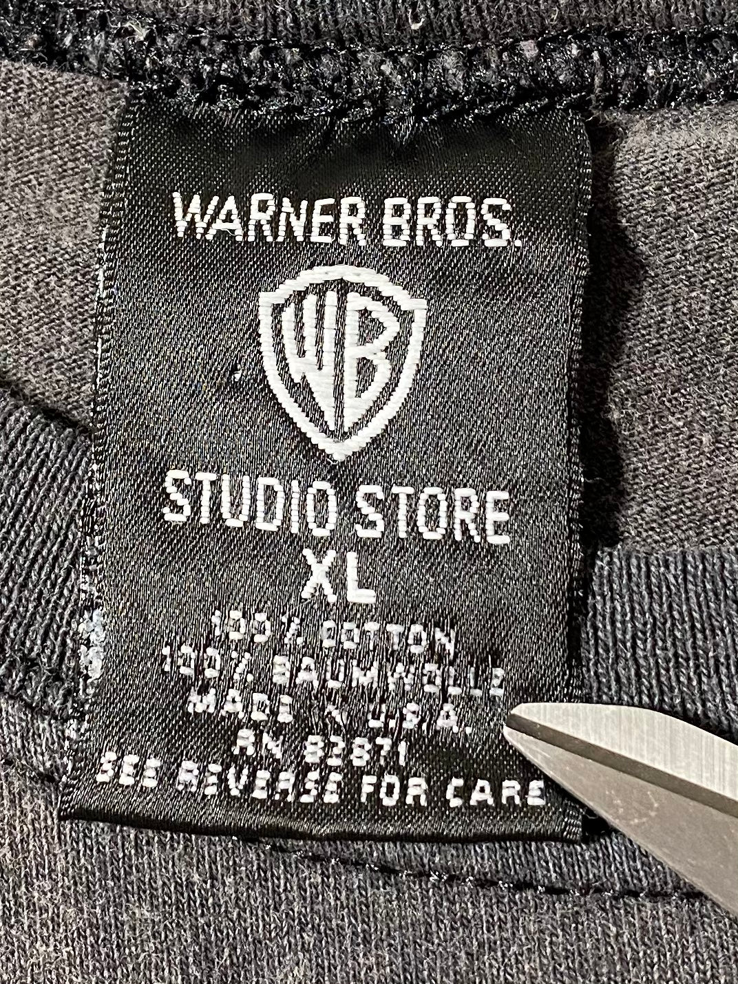 1995 LOONEY TUNES BUGS BUNNY Made in USA Size XL Vintage Sweat-shirt / K8412