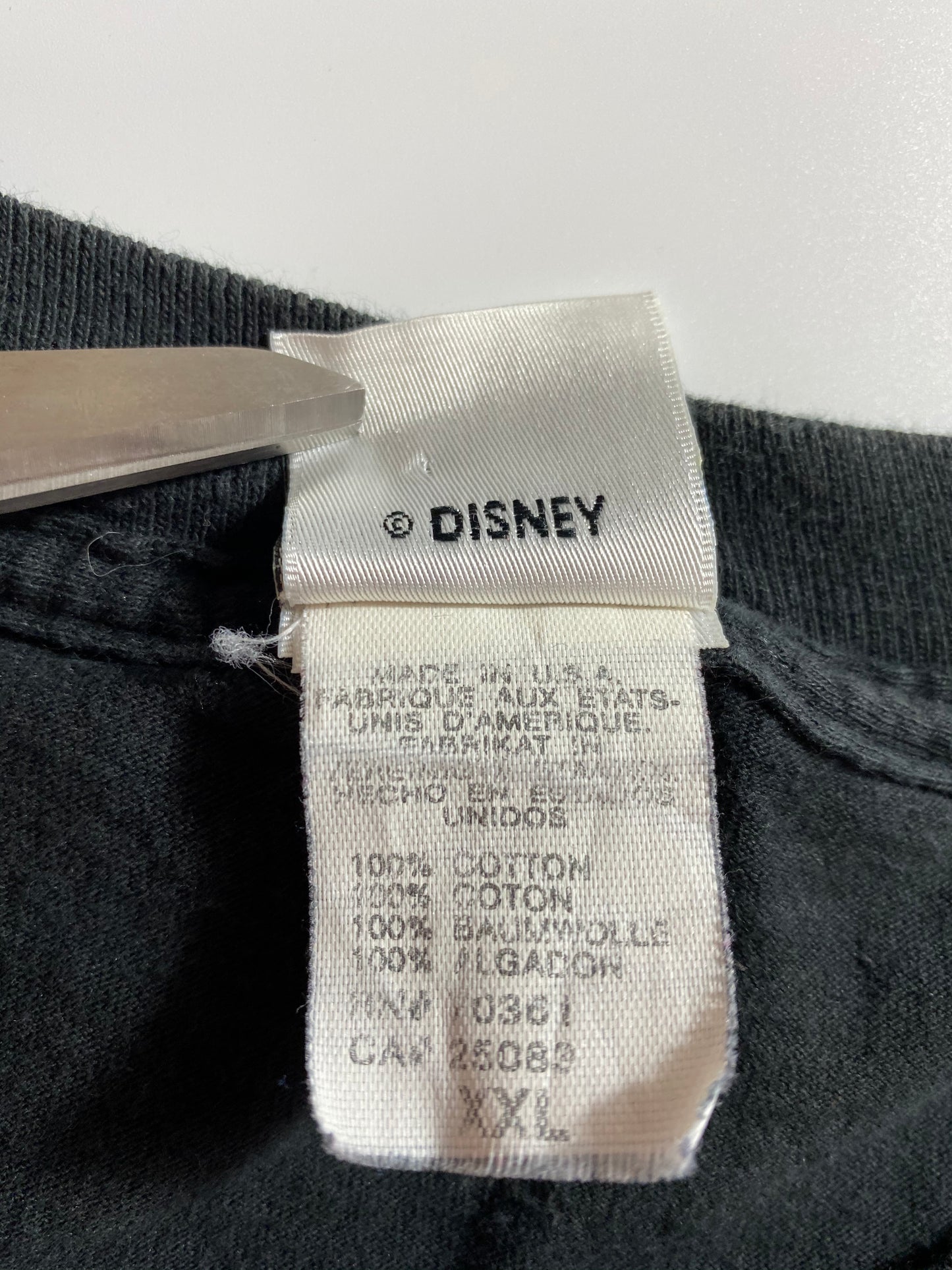 00’ DISNEY TICK-TOCK the CROCODILE Made in USA Size XXL Vintage T-Shirt / 8551
