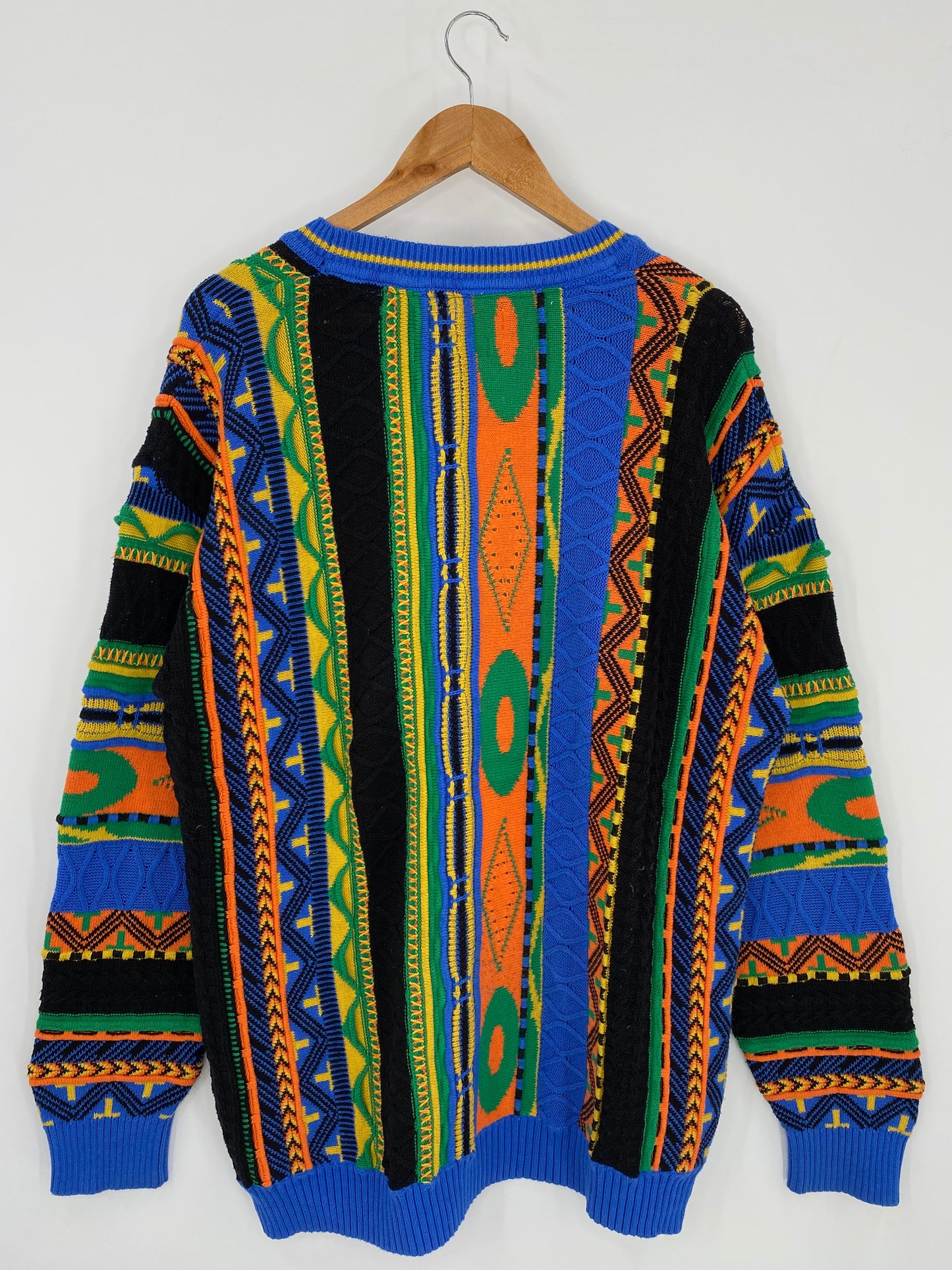 Vintage 3D Coogi-Style Size No tag (Approx.XL) Knit Sweater / 9820