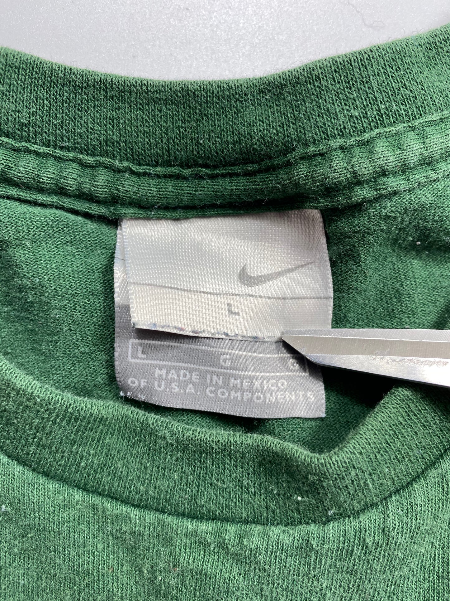 90’s NIKE Mini Swoosh Size L Vintage T-Shirt / 7166