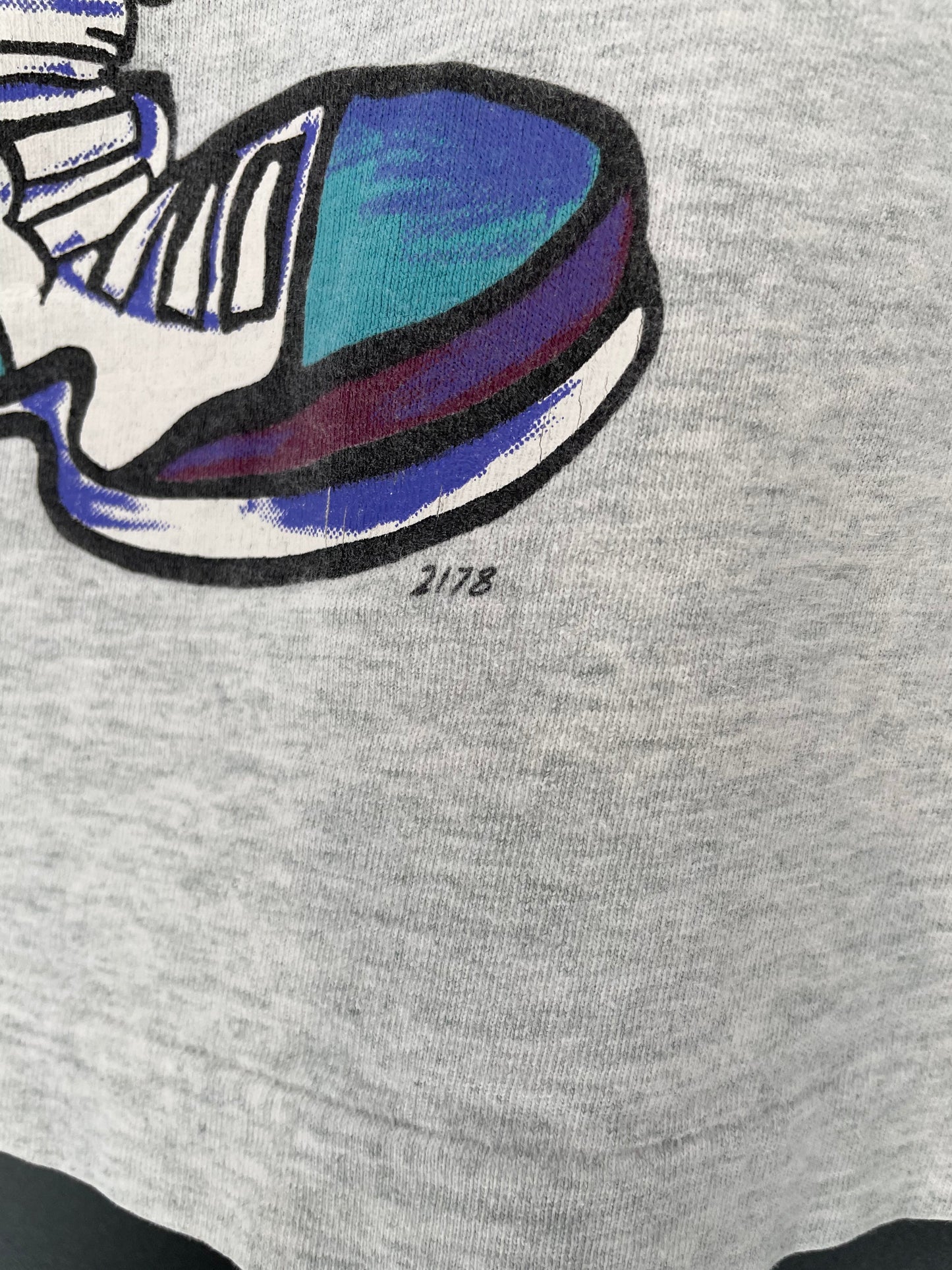 .90’s LOONEY TUNES  Size No Tag (Approx.XL) Vintage T- Shirt / E3155T