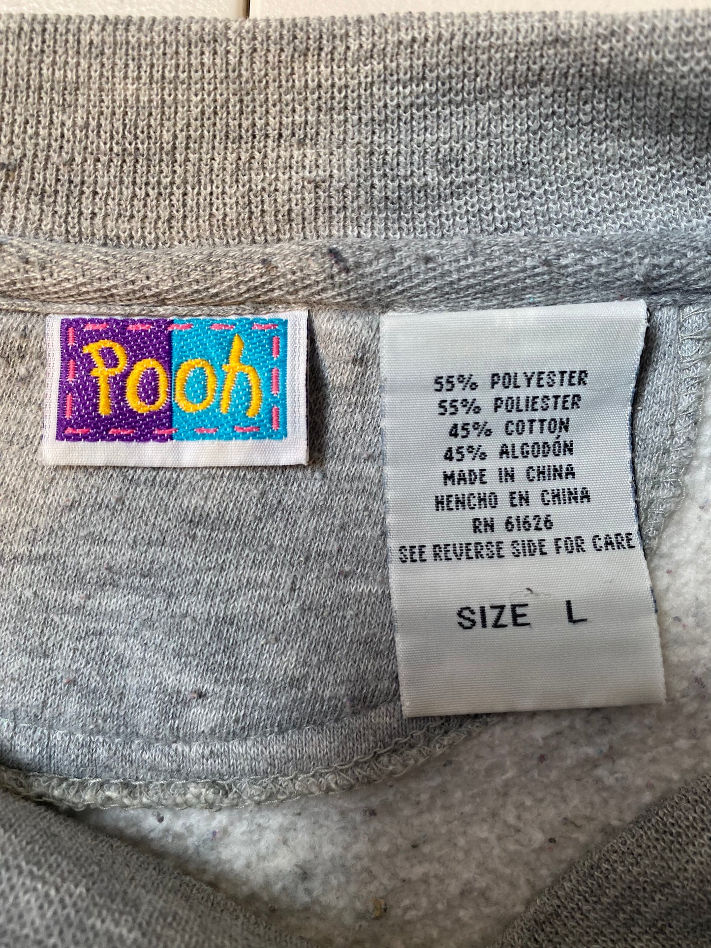 00’ DISNEY WINNIE THE POOH Size L Vintage Sweat-Shirt / K2950