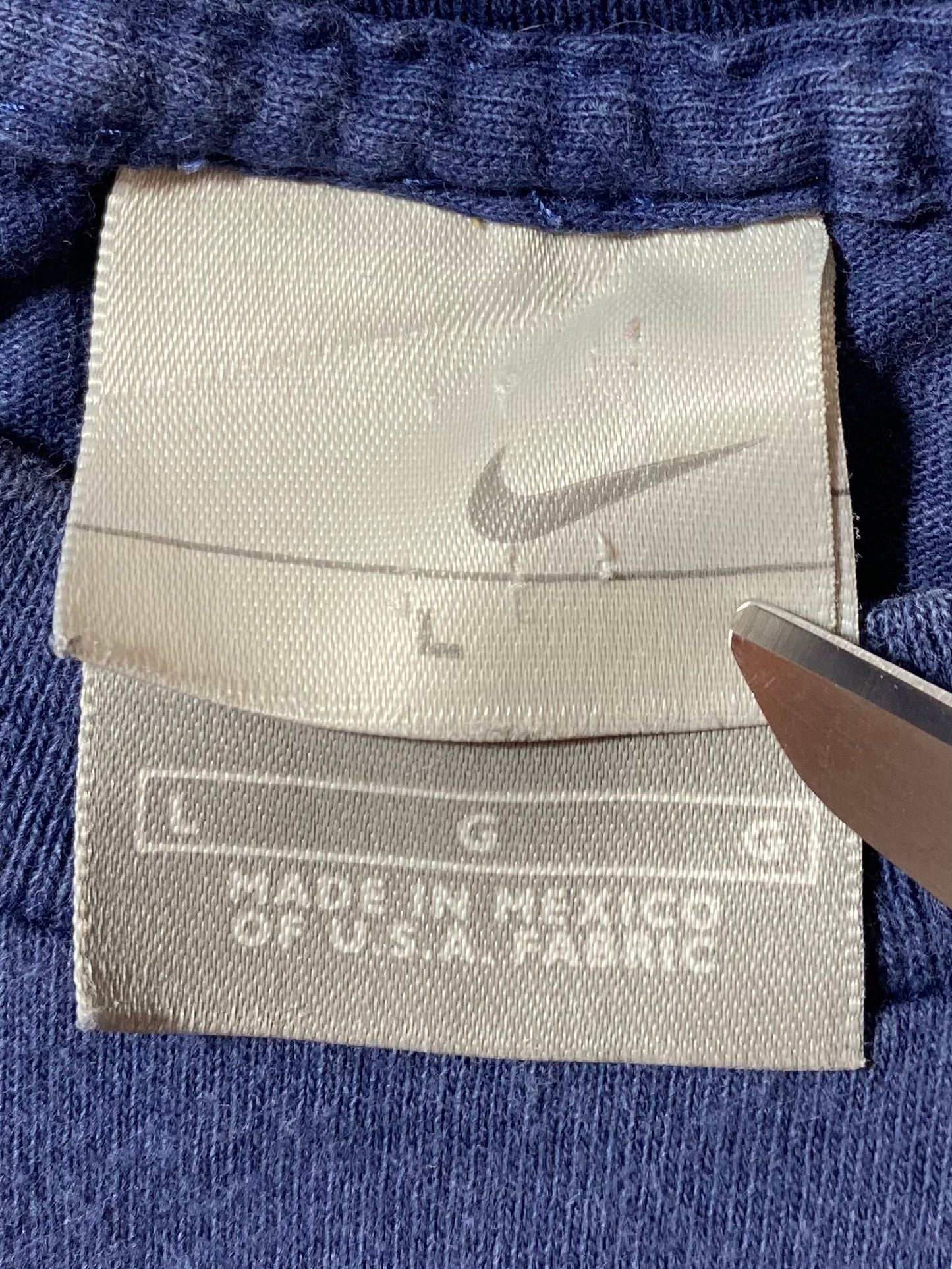90’s NIKE MINI SWOOSH Size L Vintage T-shirt / E854