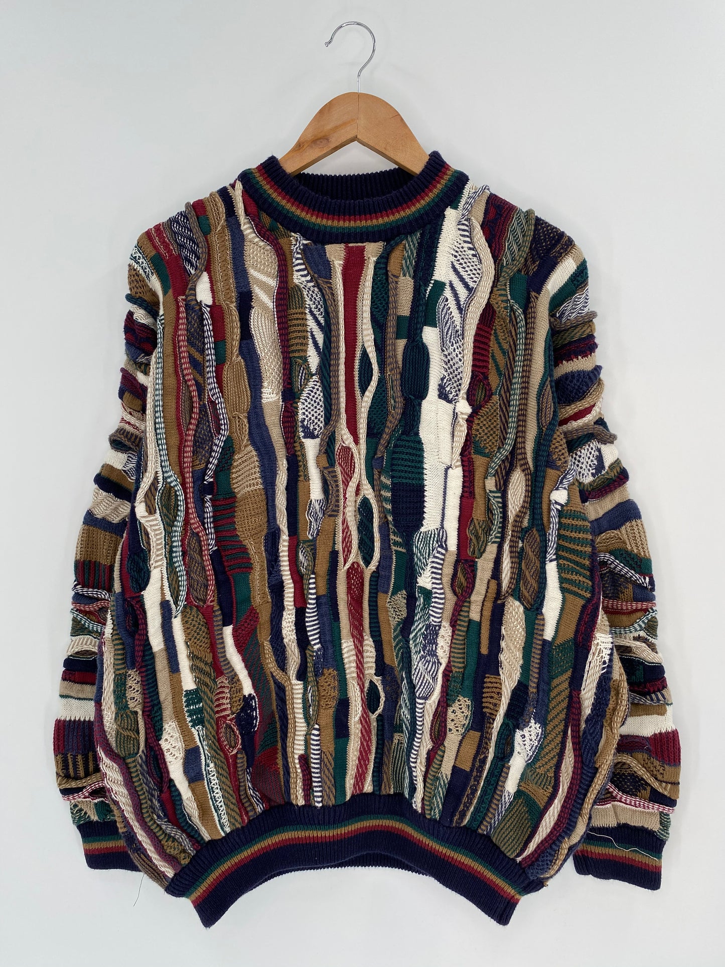 Vintage 3D Coogi-Style Size XL Knit Sweater / 8709