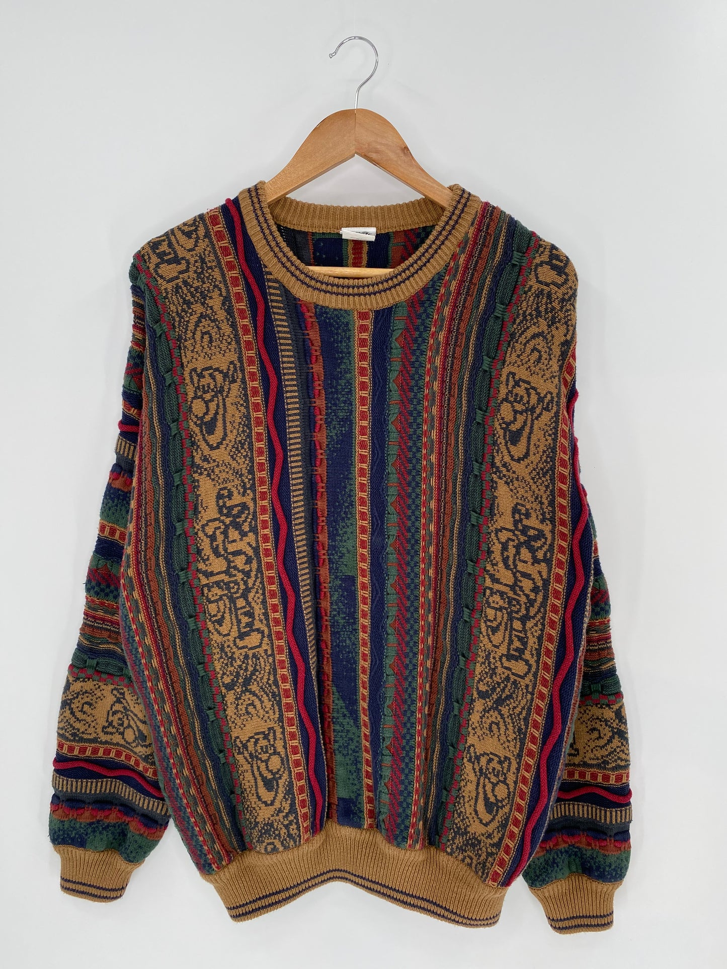00' DISNEY TIGGER Vintage 3D Coogi-Style Size L Knit Sweater / 9502