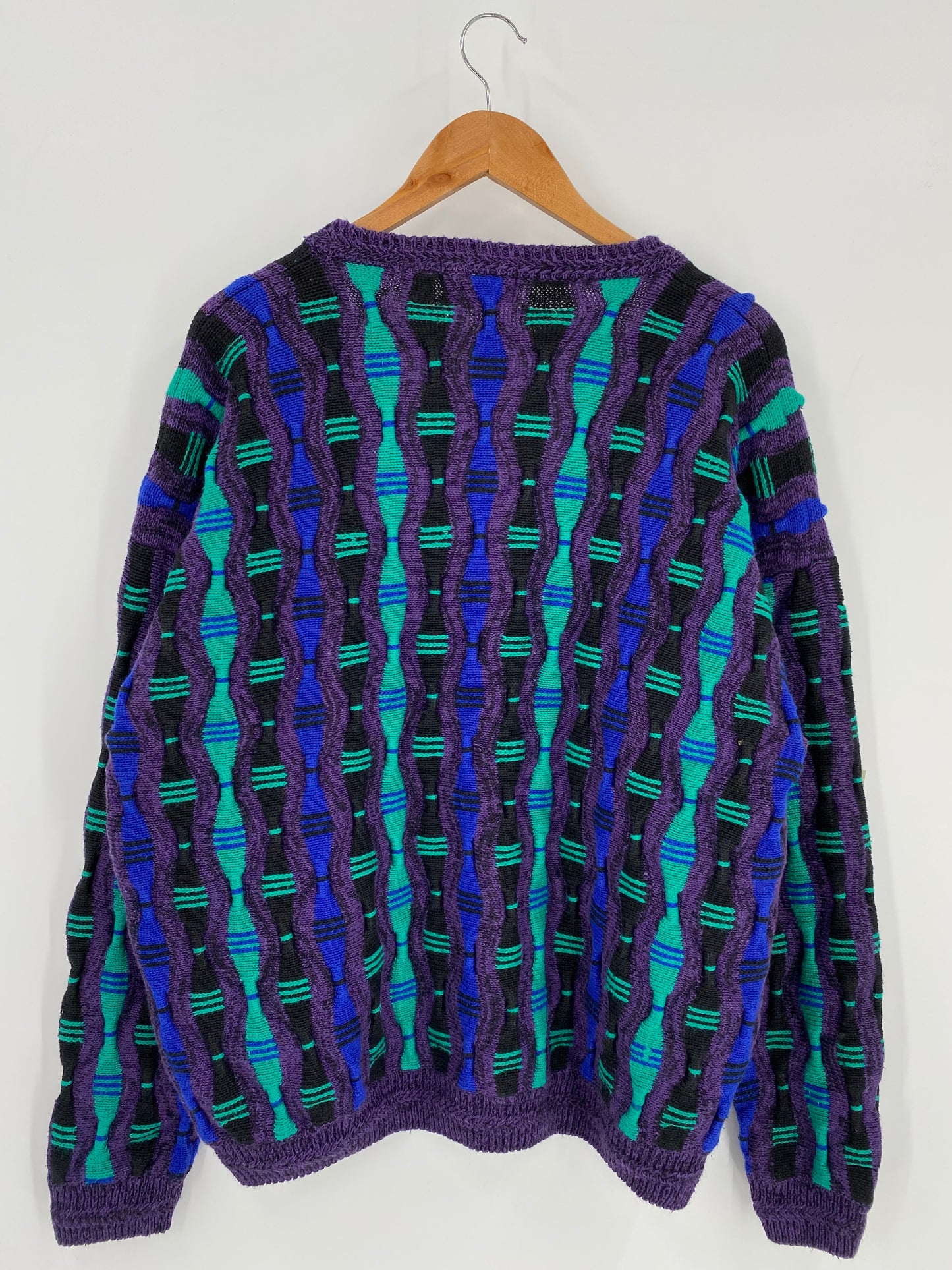 Vintage 3D Coogi-Style Size XL Knit Sweater / 9780