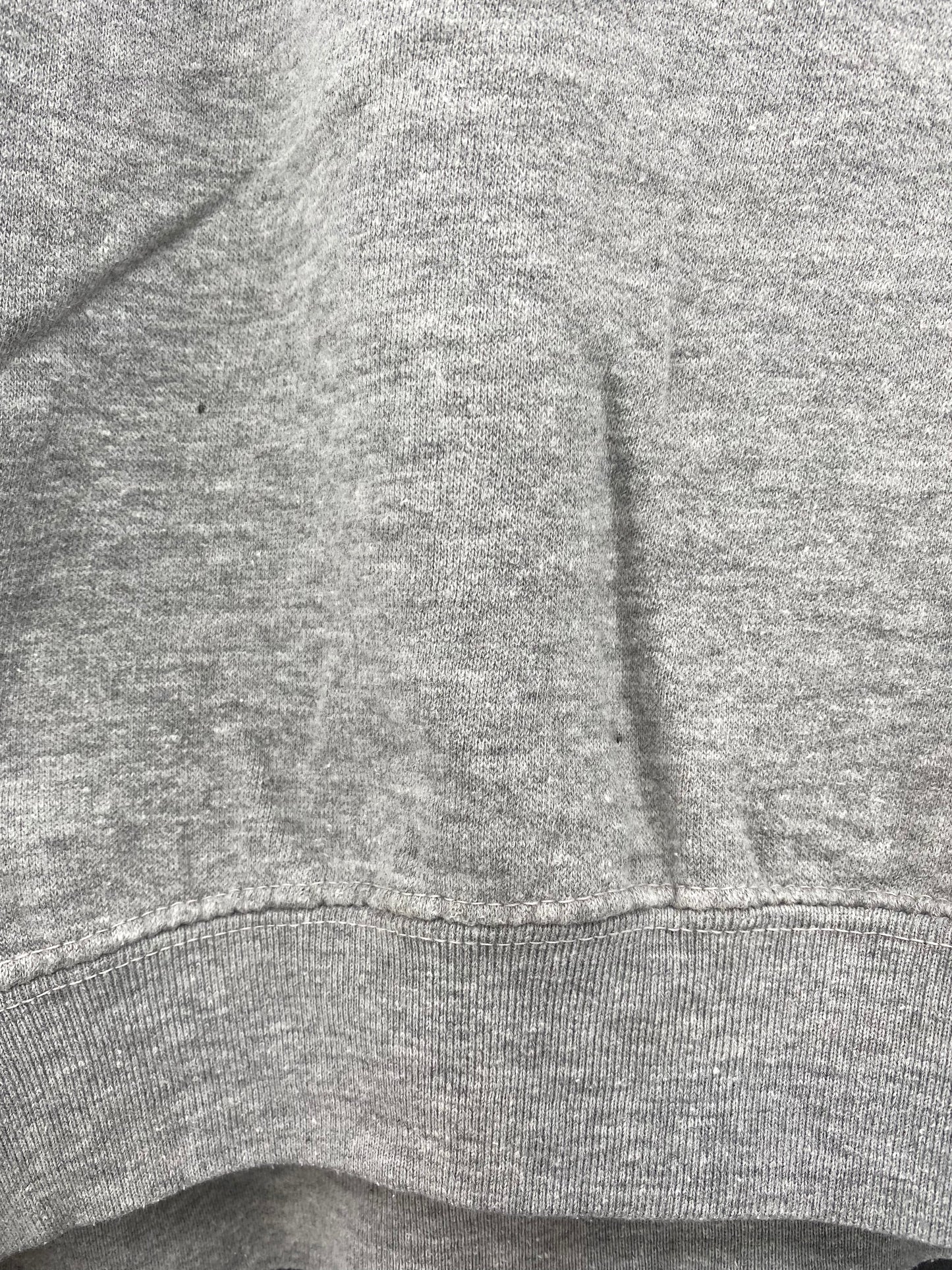 00’ DISNEY WINNIE THE POOH Size L Vintage Sweat-shirt / K2834