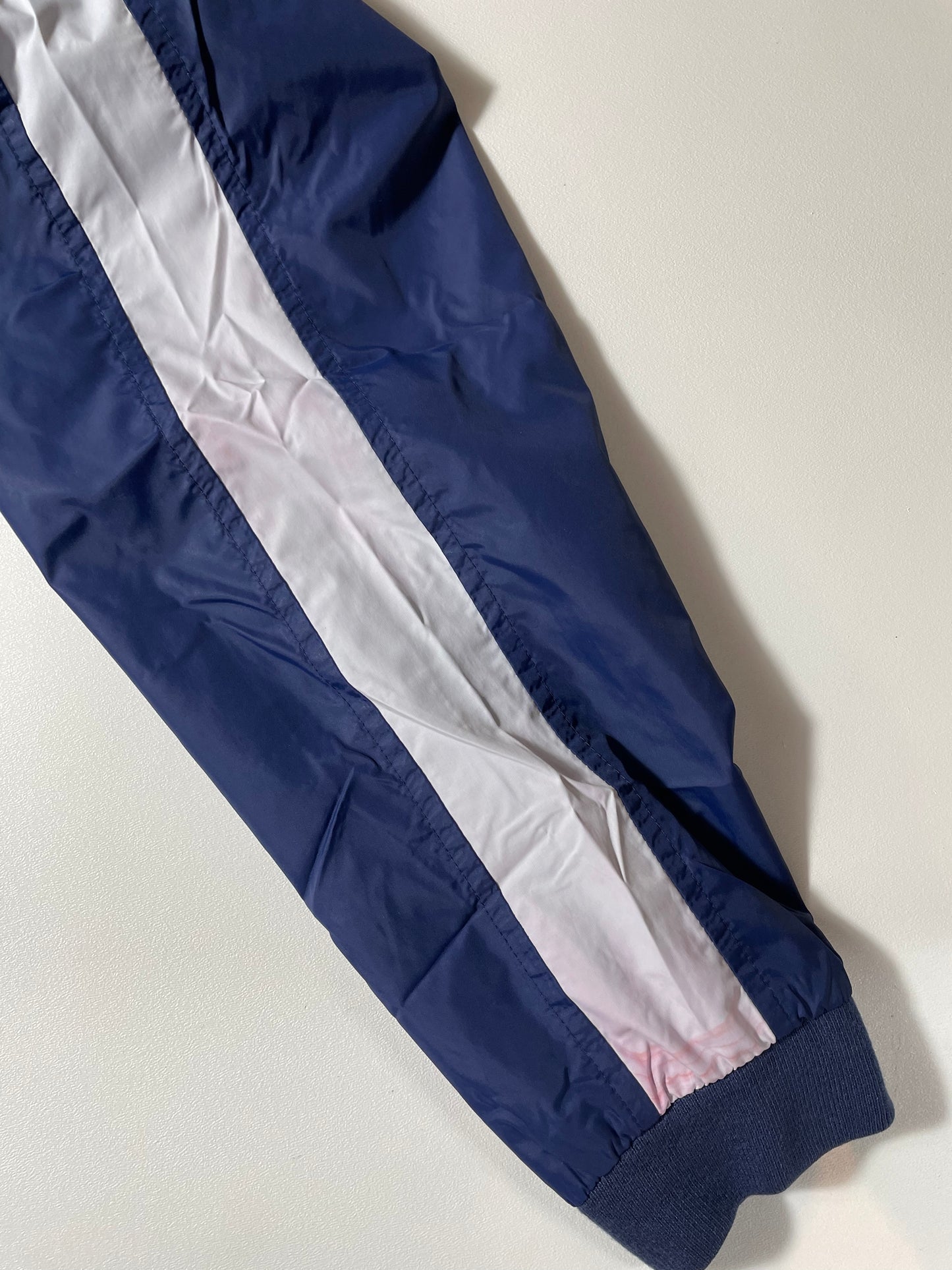 00’ NIKE MINI LOGO Made in USA Size L Outerwear-Nylon Jacket / K3590