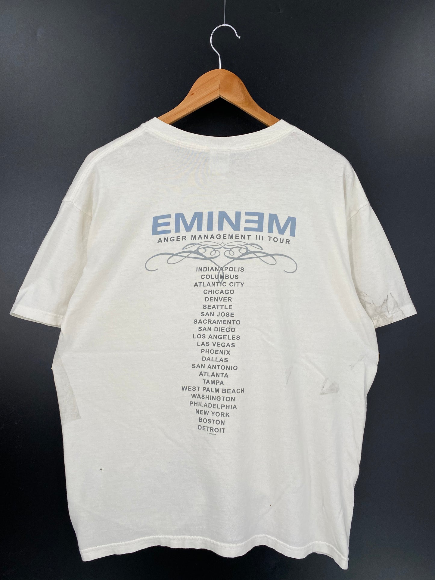 2005 EMINEM TOUR Size L Vintage Music T-Shirts / K2399