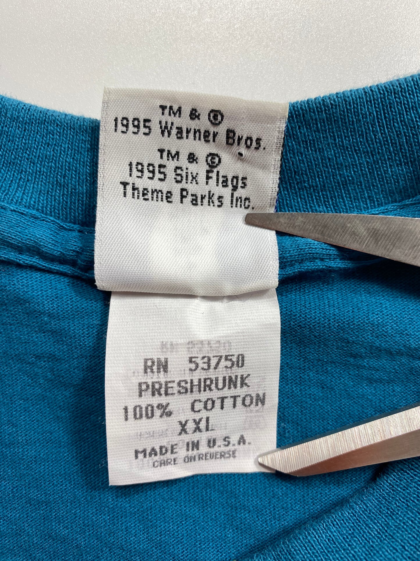 1995 WARNER BROS Pepe Le Pew Made in USA Size XXL Vintage T-shirt / 6852