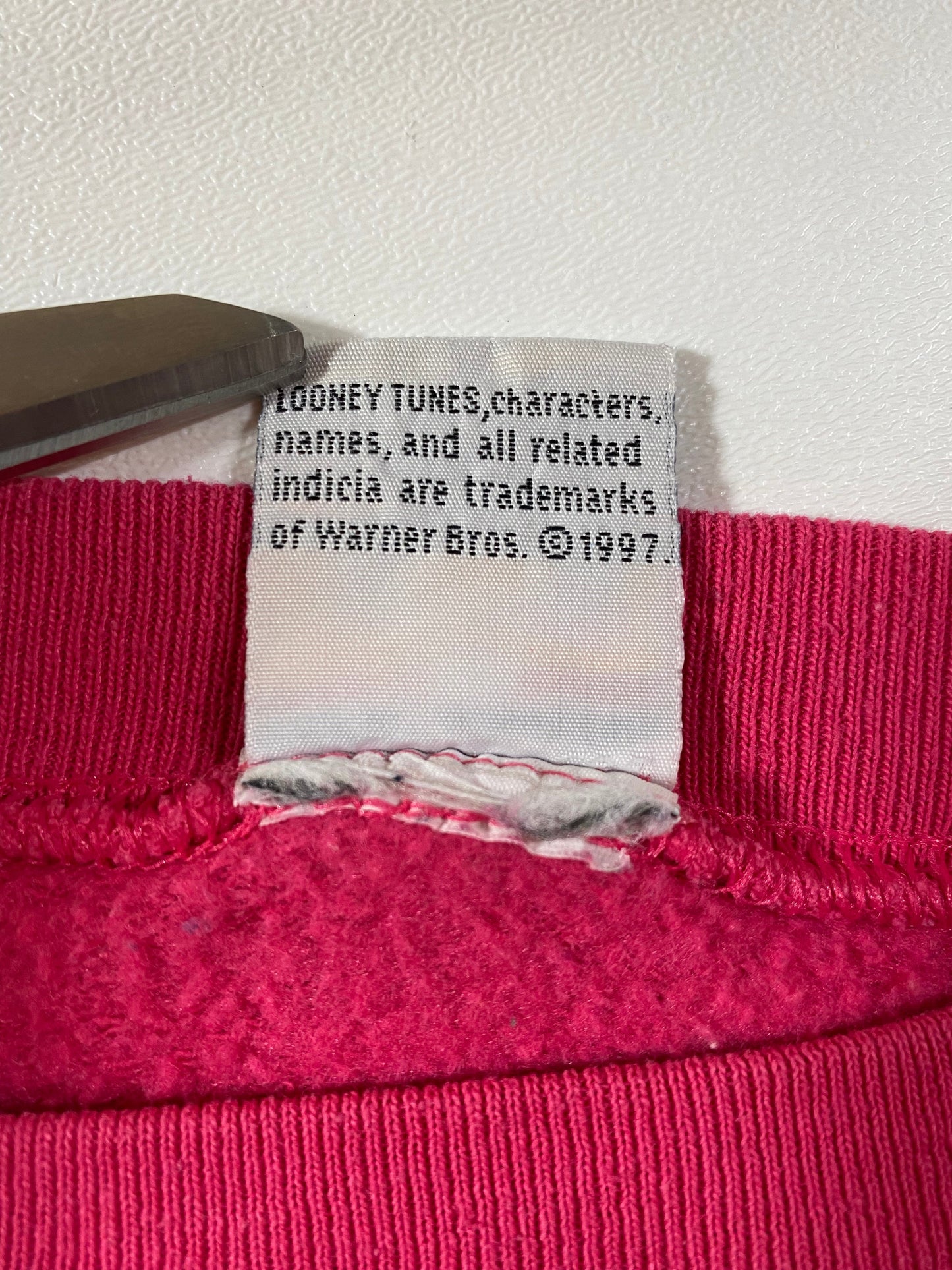 1997 LOONEY TUNES TWEETY Made in USA Size Approx.XXL Vintage Sweat-shirt / A715