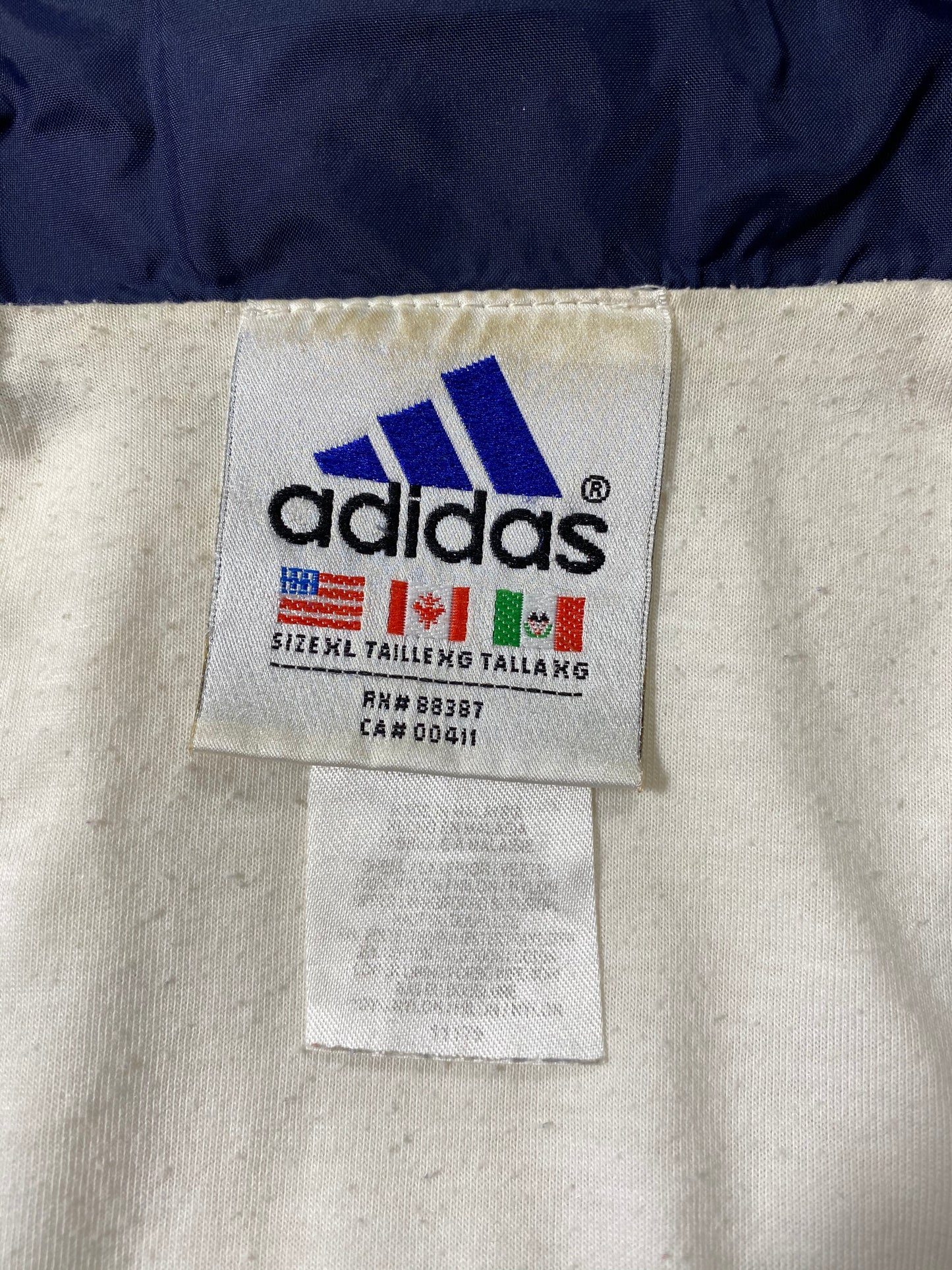 ADIDAS Size XL Vintage Nylon Jacket  / 6918