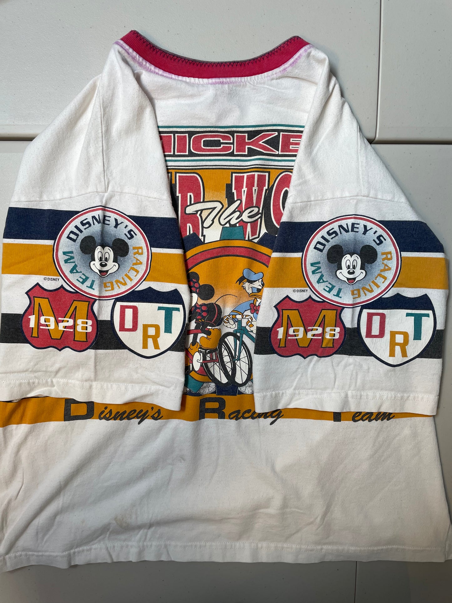 90's DISNEY TOUR THE WORLD Made in USA Size M Vintage T-Shirt / k2775