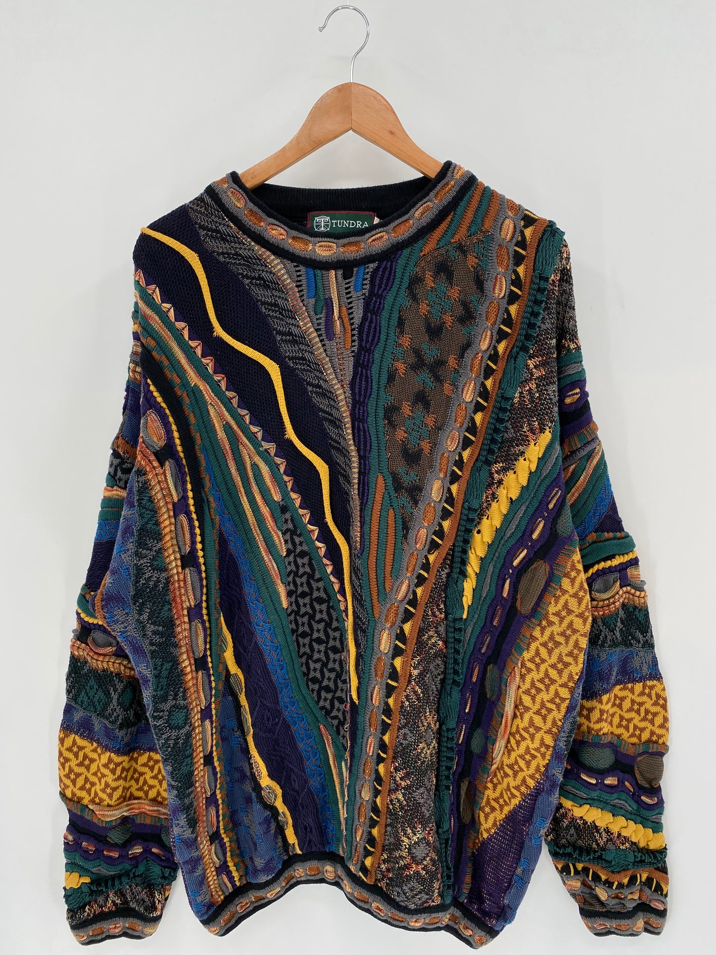 Vintage 3D COOGI- Style Size XL Knit Sweater / K3687